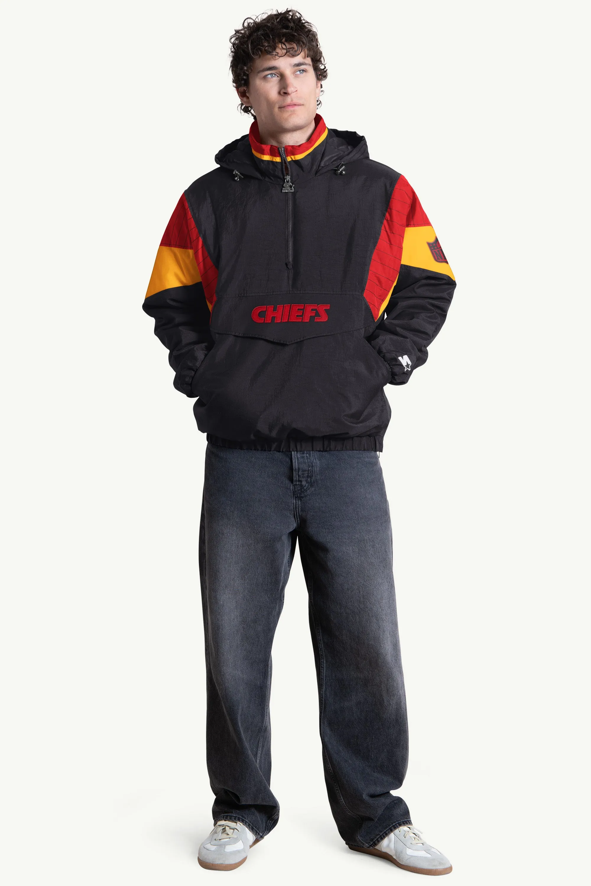 MENS KANSAS CITY CHIEFS CLASSIC BREAKAWAY sold by Starter product image thumbnail 3