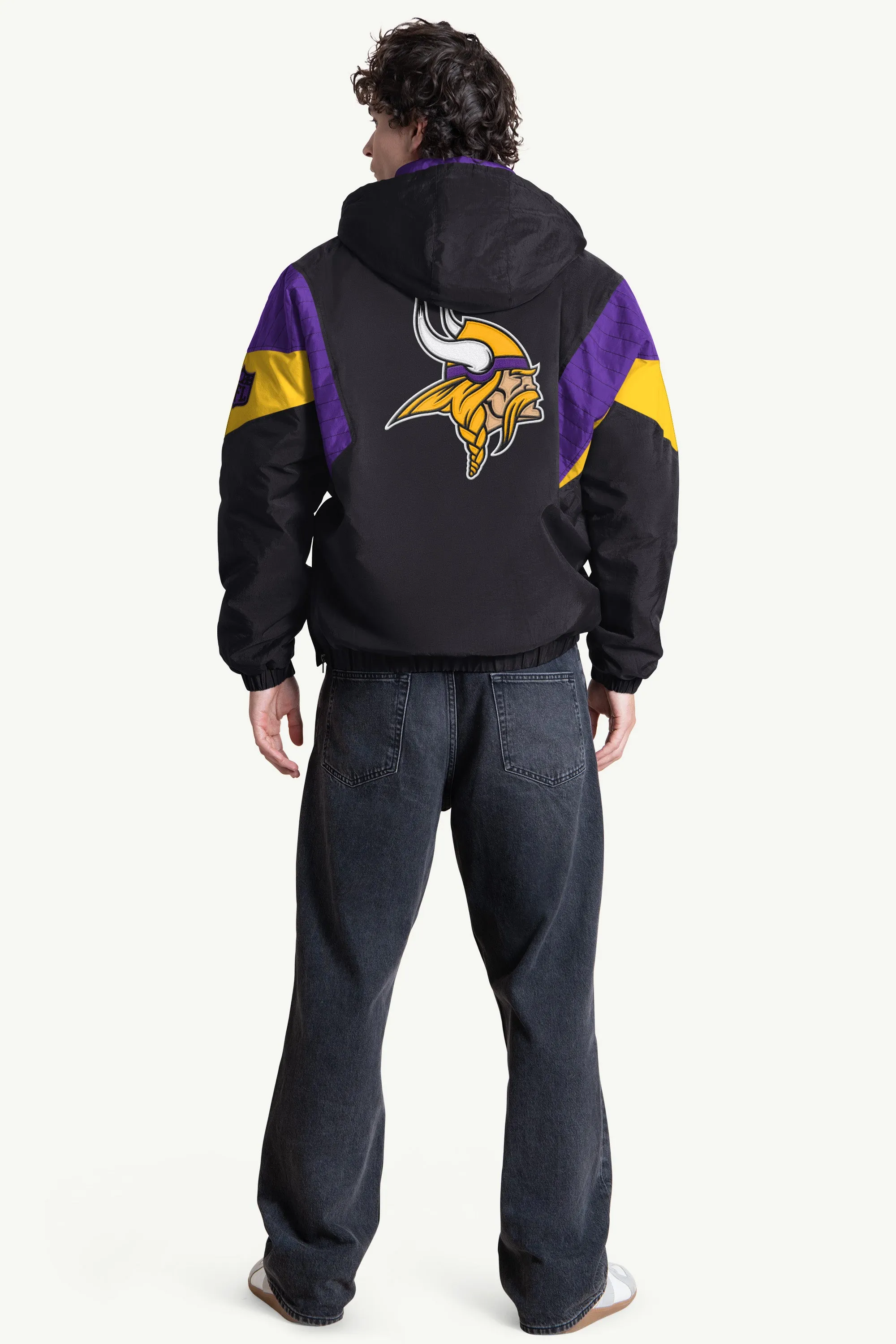 MENS MINNESOTA VIKINGS CLASSIC BREAKAWAY JACKET sold by Starter product image thumbnail 2