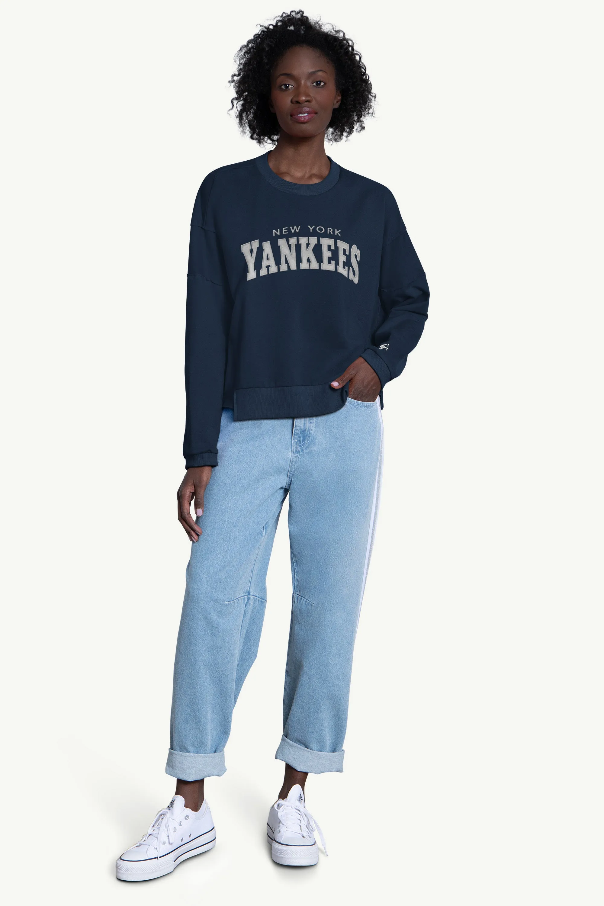 WOMENS NEW YORK YANKEES CREW NECK SWEATSHIRT sold by Starter product image thumbnail 3