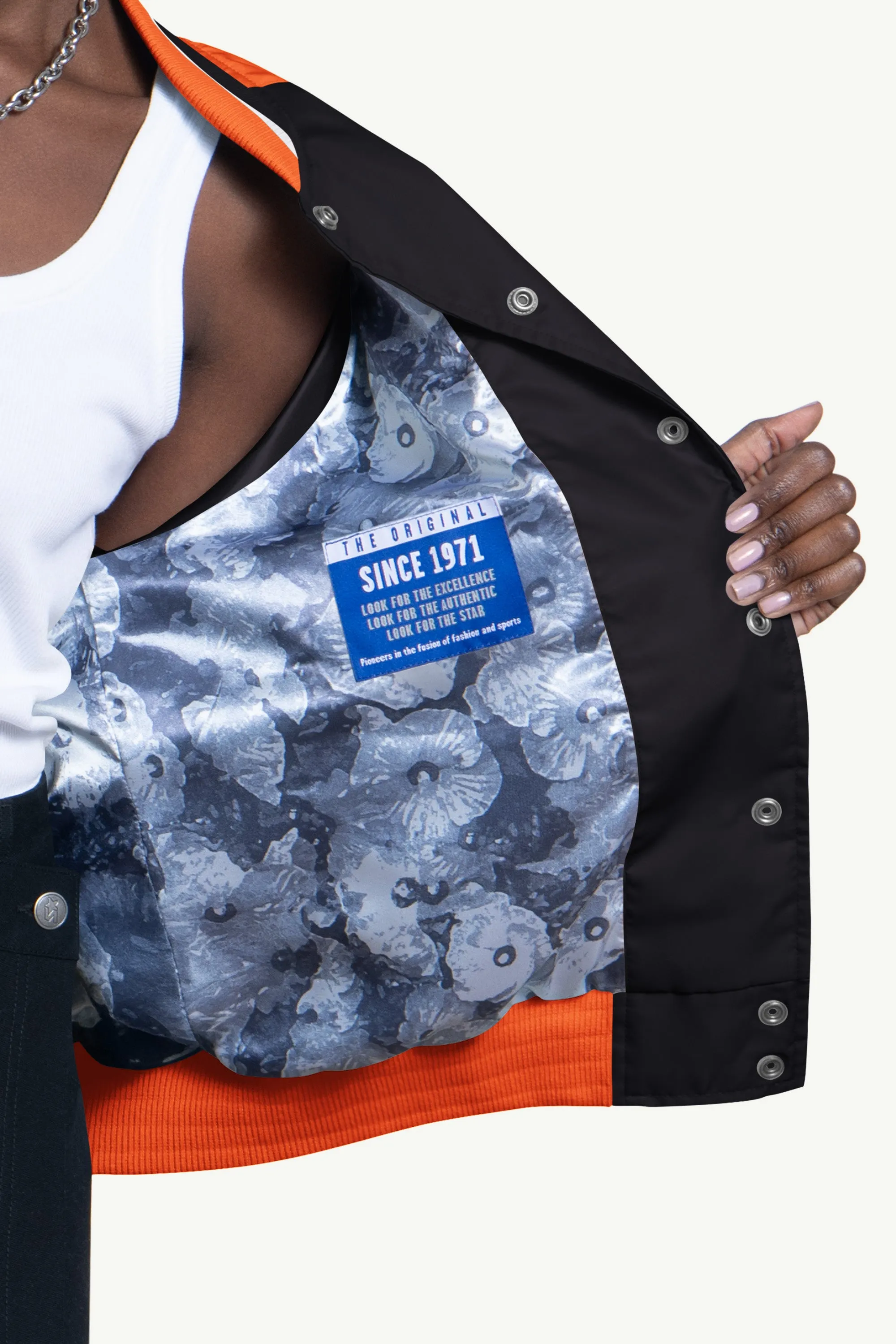 WOMENS SAN FRANCISCO GIANTS BLITZ VARSITY JACKET sold by Starter product image thumbnail 3