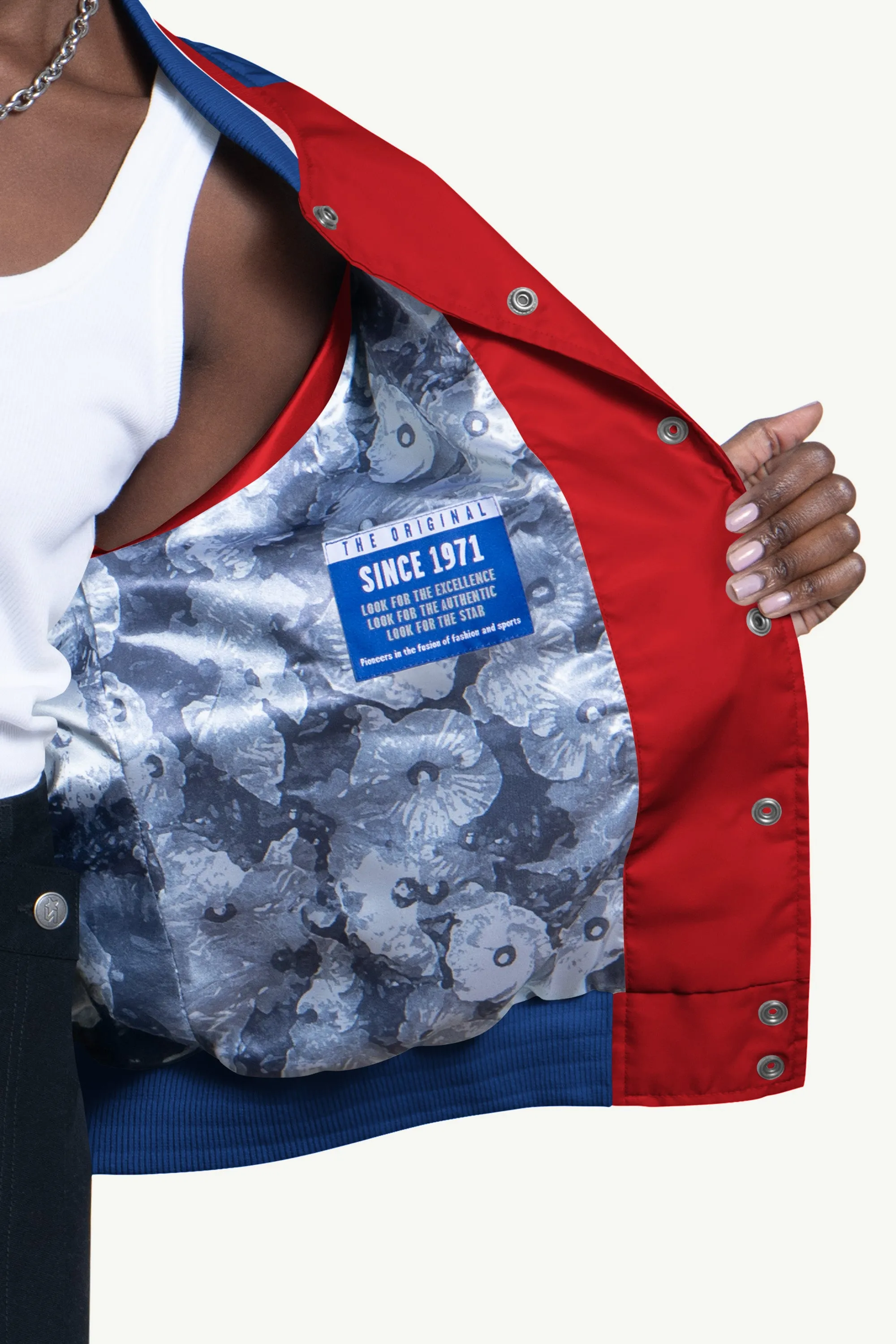 WOMENS PHILADELPHIA PHILLIES BLITZ VARSITY JACKET sold by Starter product image thumbnail 3