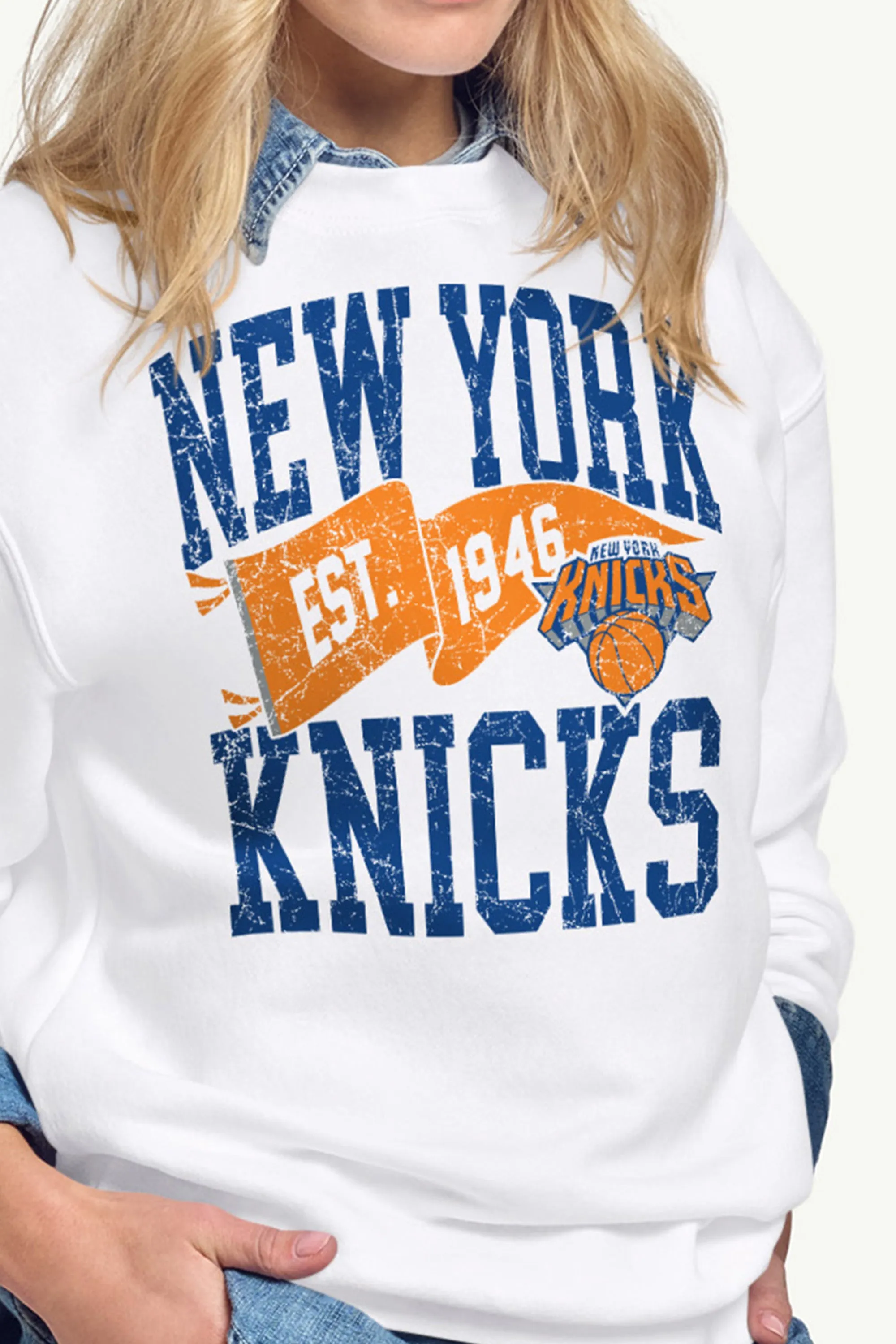 STARTER NEW YORK KNICKS PENNANT SWEATSHIRT sold by Starter product image thumbnail 2