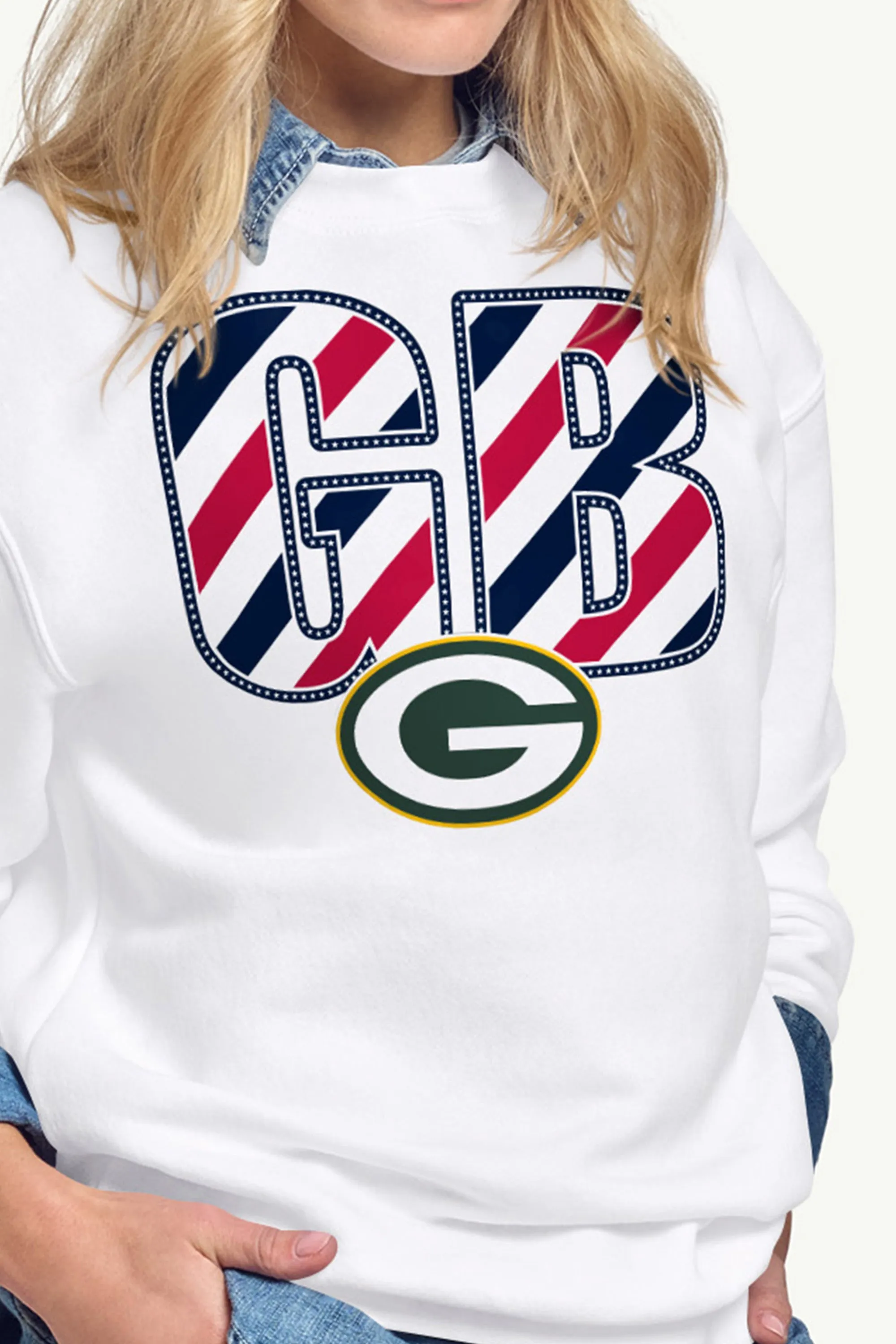 WOMENS GREEN BAY PACKERS STARS AND STRIPES SWEATSHIRT sold by Starter product image thumbnail 2