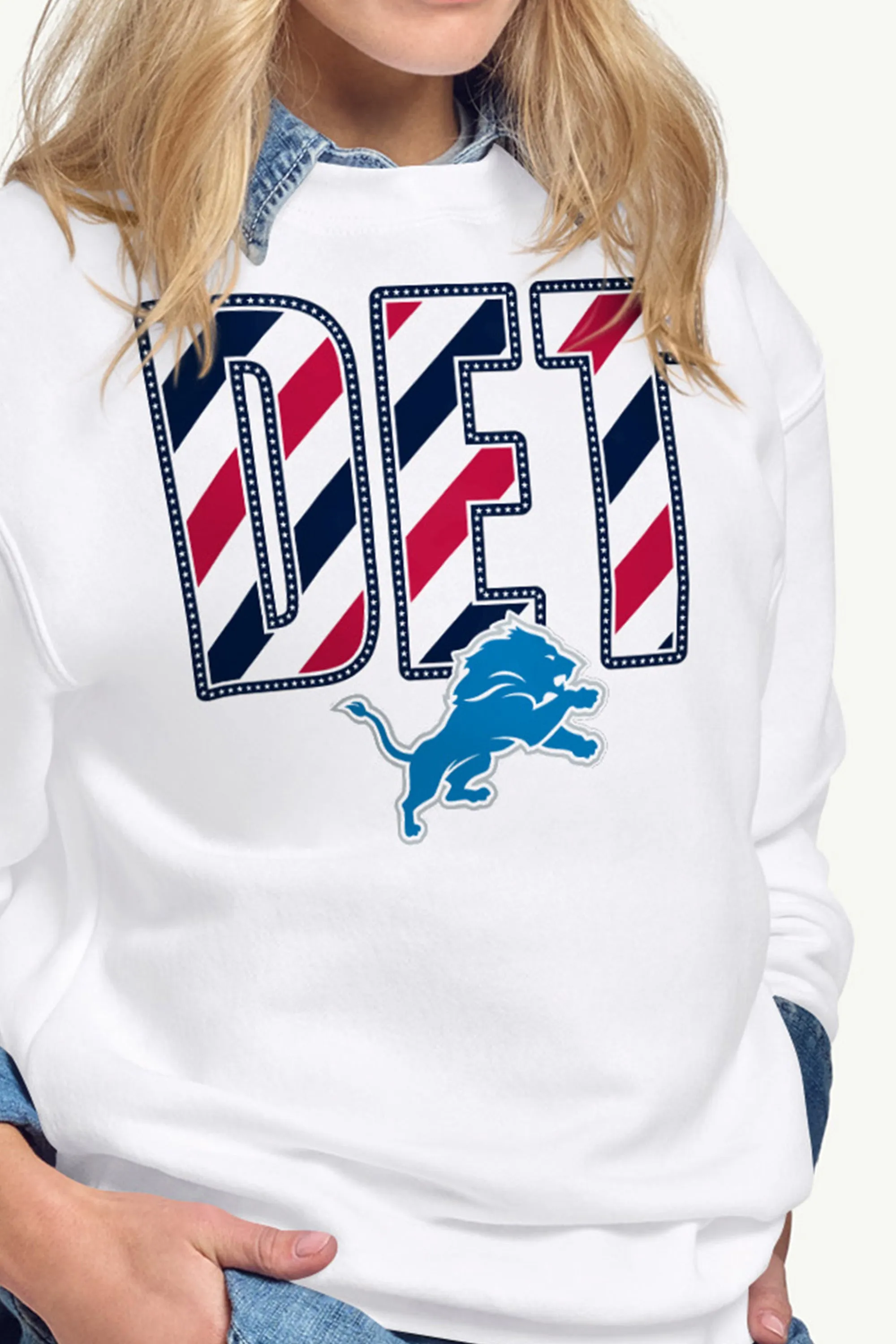 WOMENS DETROIT LIONS STARS AND STRIPES SWEATSHIRT sold by Starter product image thumbnail 2