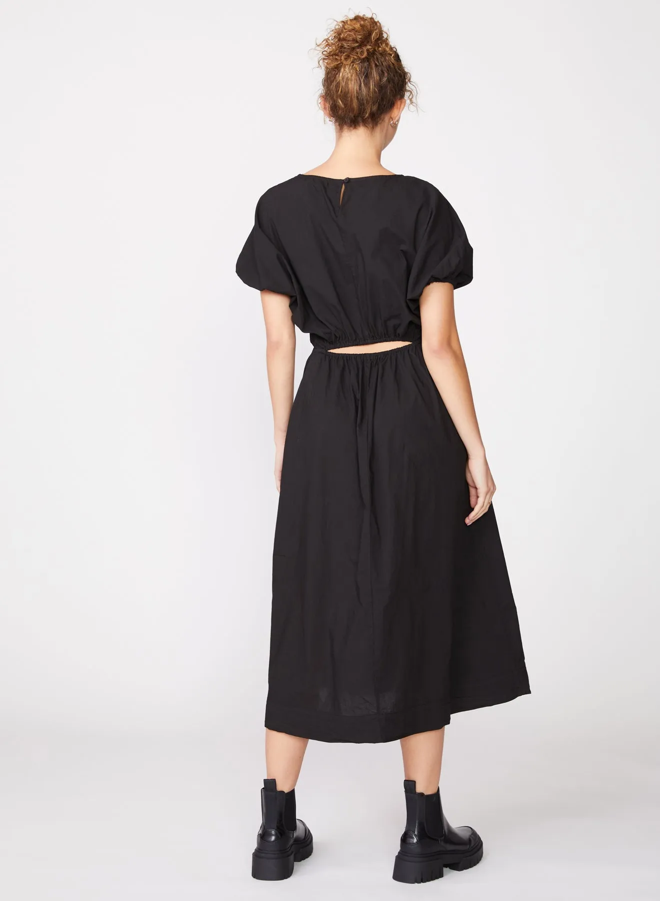 Poplin Short Sleeve Open Back Midi Dress in Black sold by Stateside product image thumbnail 3