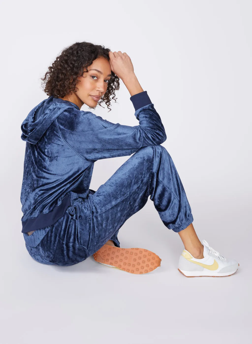 Stateside Bamboo Velour Sweatpant in New Navy sold by Stateside product image thumbnail 2