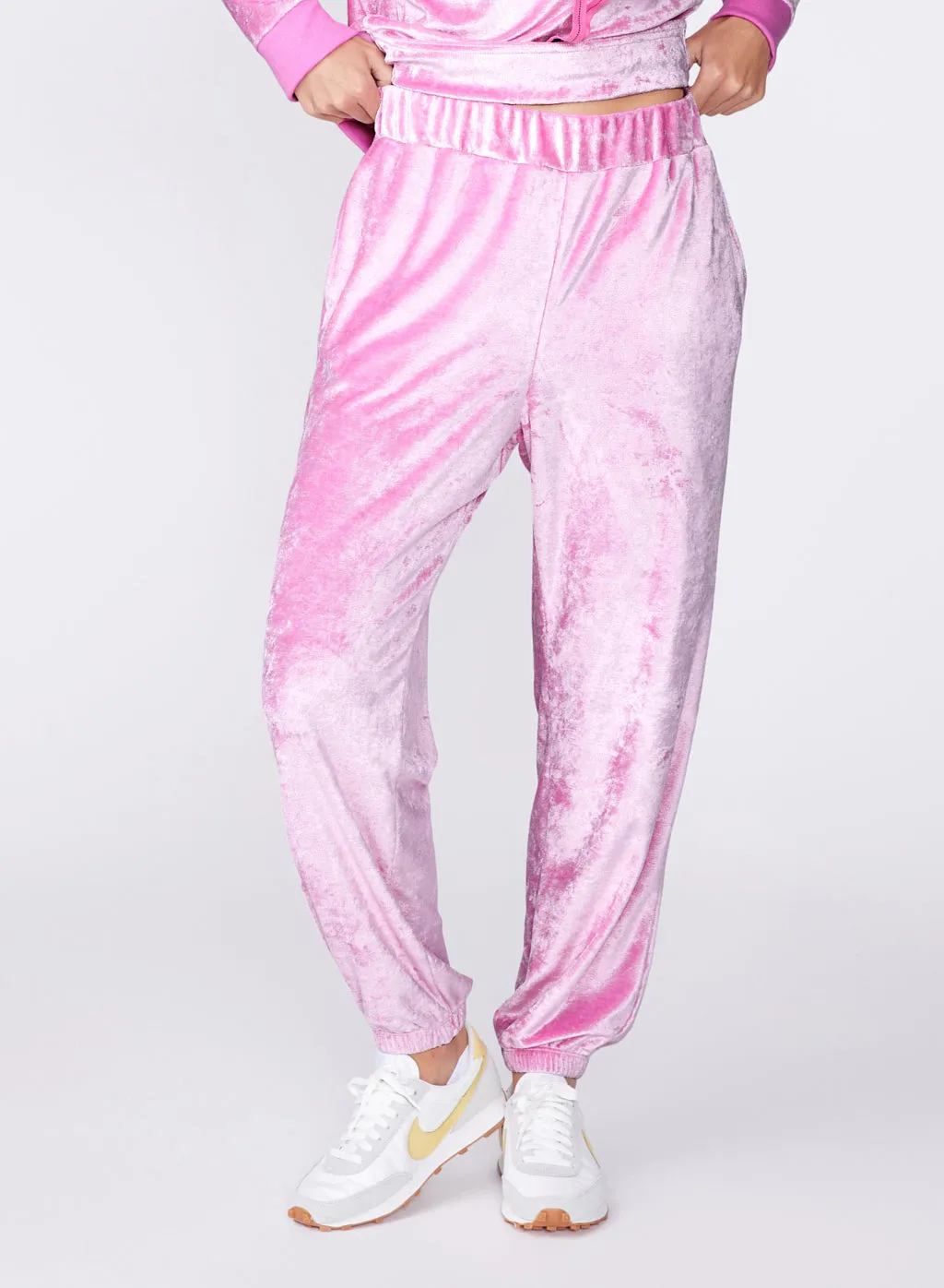 Stateside Bamboo Velour Sweatpant in Tulip sold by Stateside product image thumbnail 4