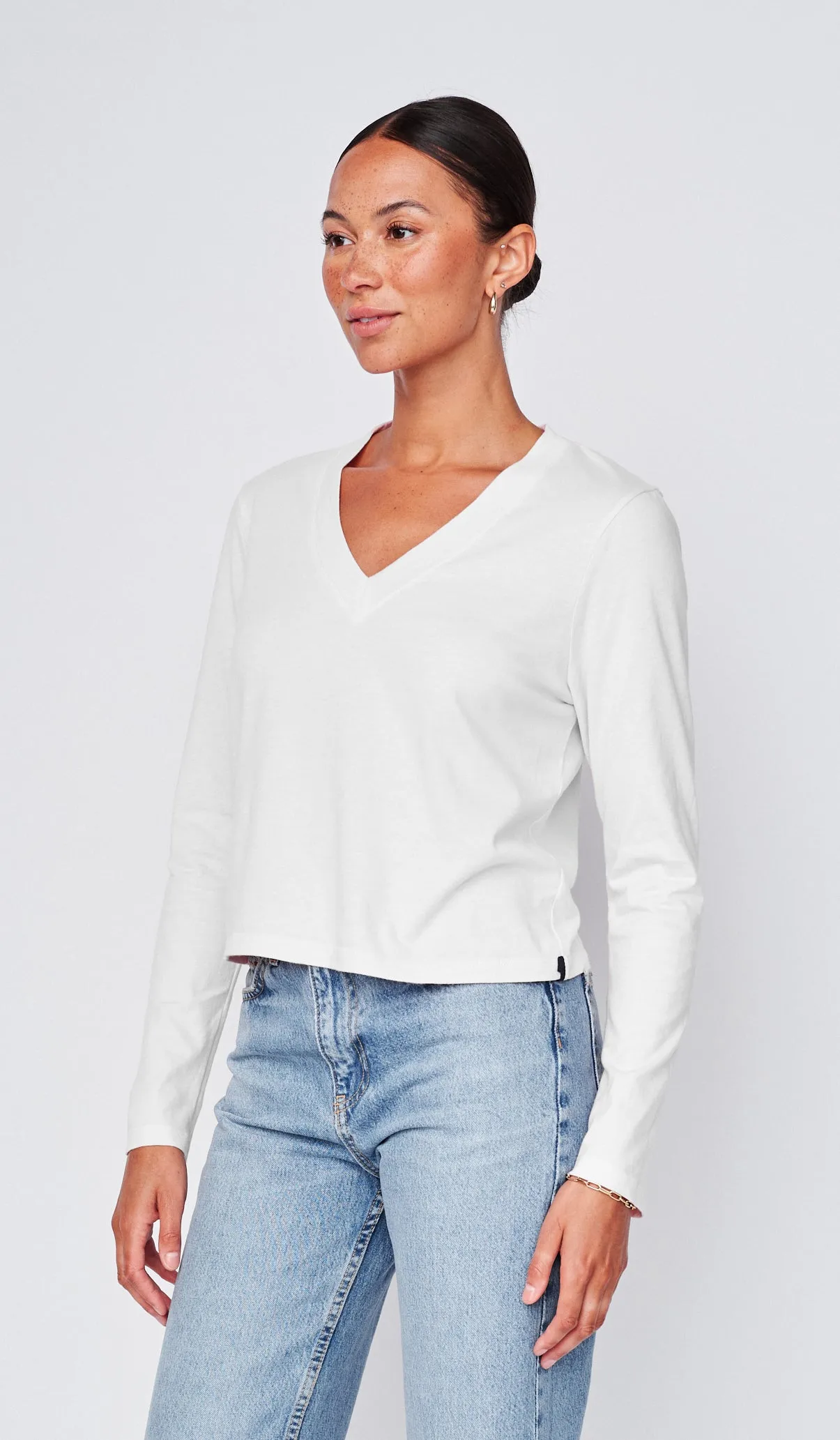 Cloud Jersey Long Sleeve V-Neck Tee in White sold by Stateside product image thumbnail 2