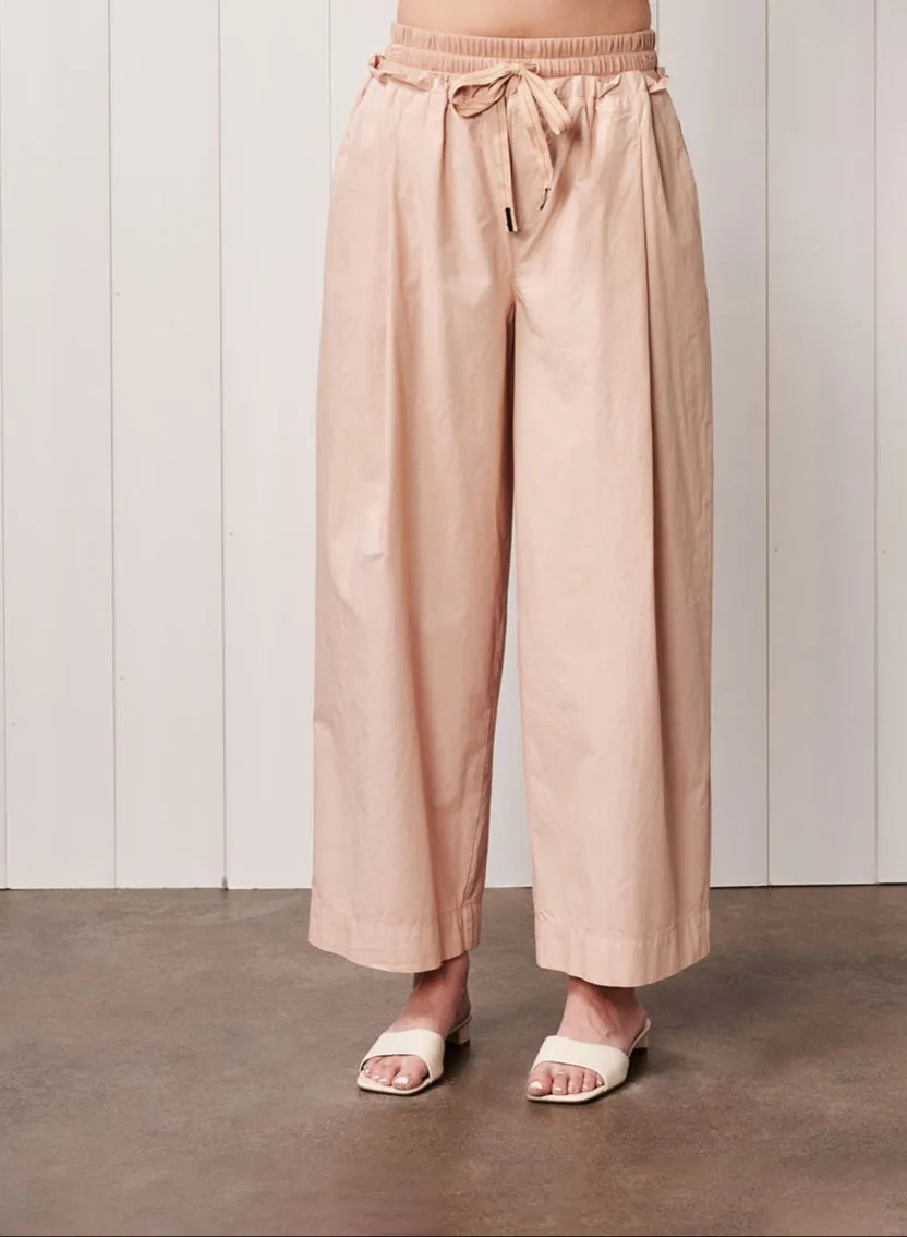 Fine Poplin Ribbed Waist Drawstring Pant in Almond sold by Stateside