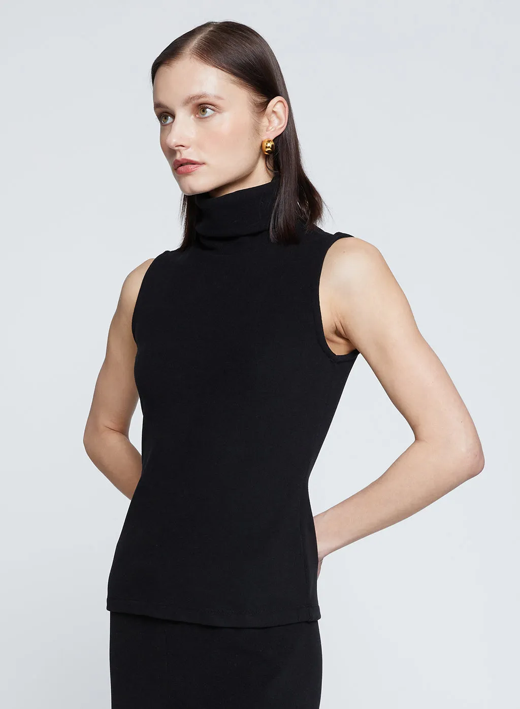 Honeyluxe Flat Back Rib Sleeveless Turtleneck in Black sold by Stateside product image thumbnail 3
