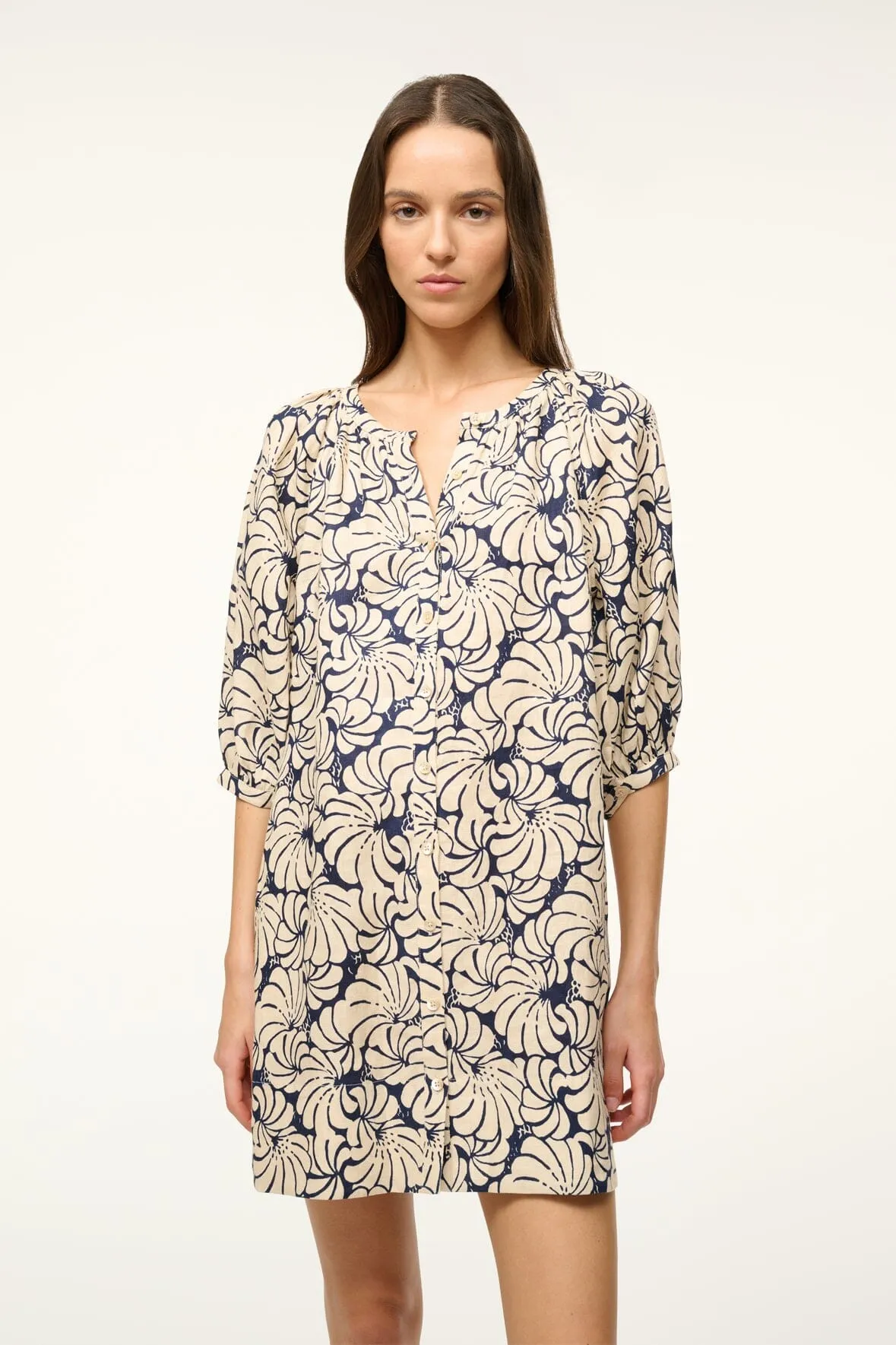 MINI VINCENT DRESS | NAVY SCALLOP BLOCK PRINT sold by STAUD product image thumbnail 3