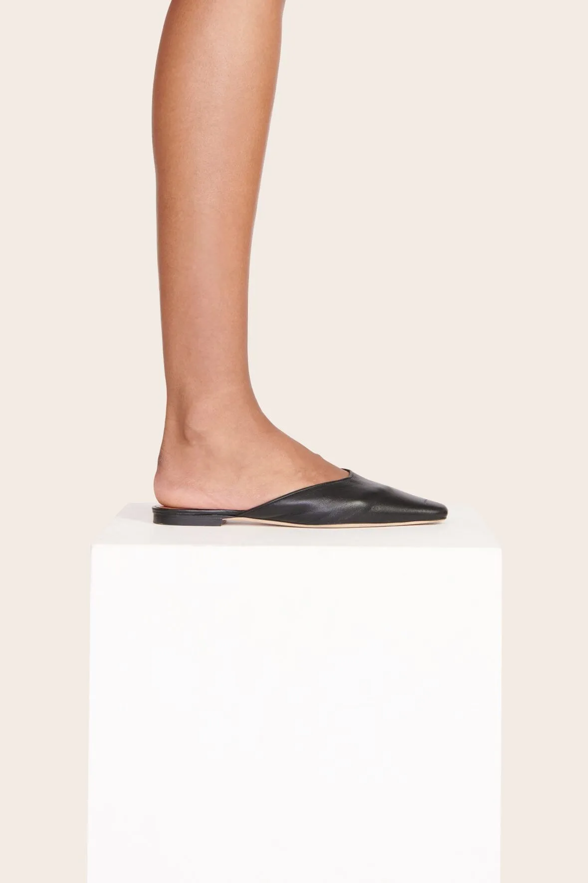 GIGI MULE | BLACK sold by STAUD product image thumbnail 5