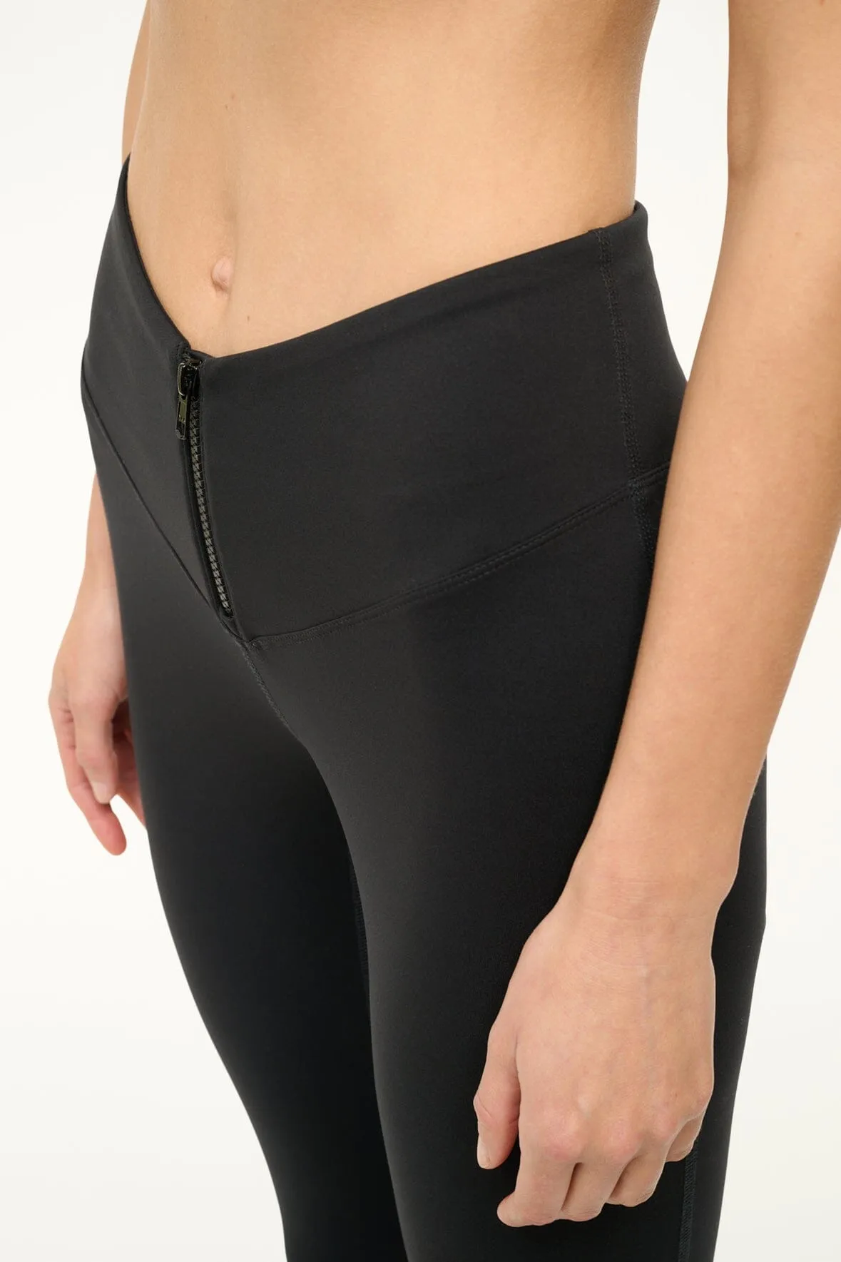 PULSE LEGGING | BLACK sold by STAUD product image thumbnail 5