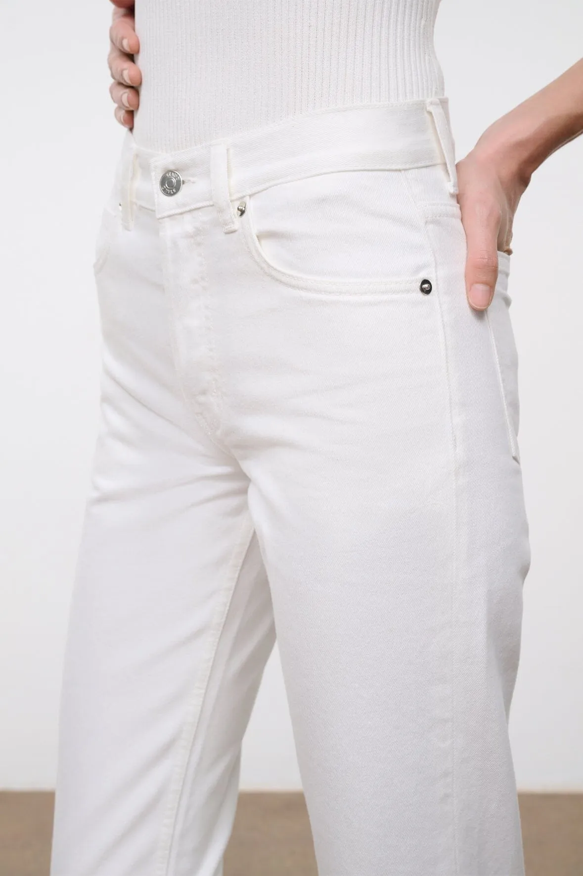 TEDDY STRAIGHT JEAN | WHITE sold by STAUD product image thumbnail 4