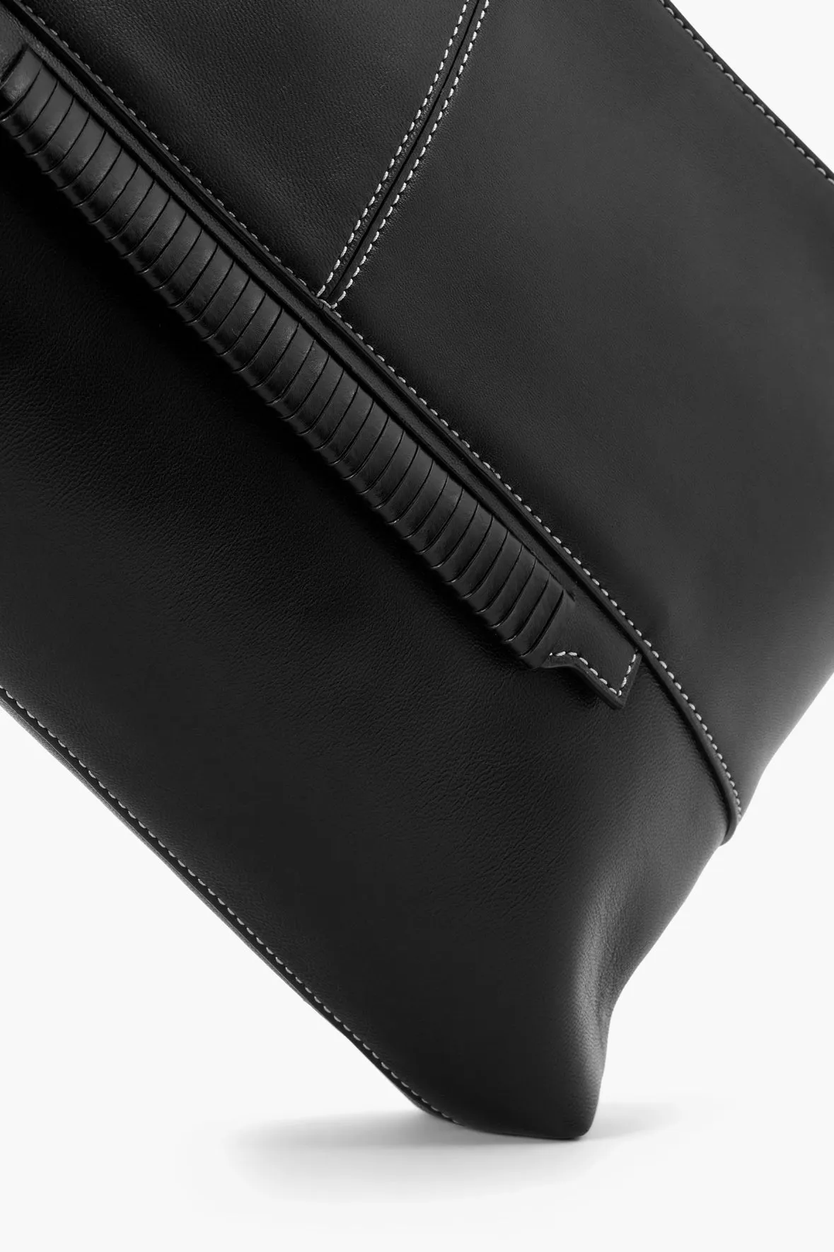 LEO CLUTCH | BLACK sold by STAUD product image thumbnail 5