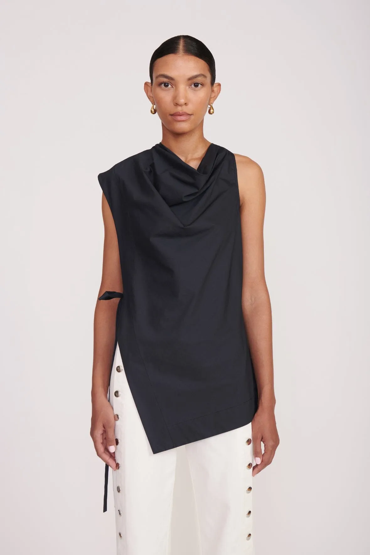 SAWYER TOP | BLACK sold by STAUD