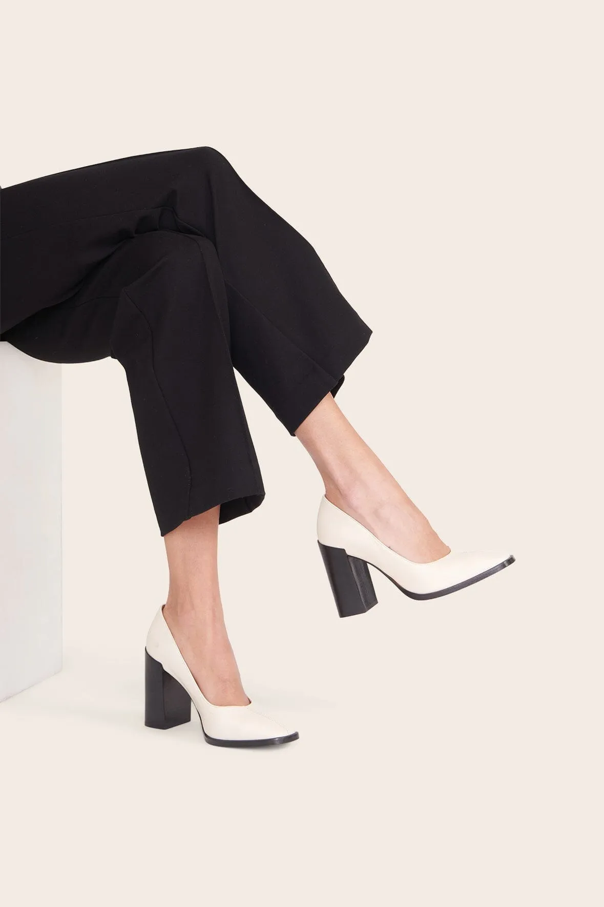 PAZ PUMP | CREAM sold by STAUD product image thumbnail 2