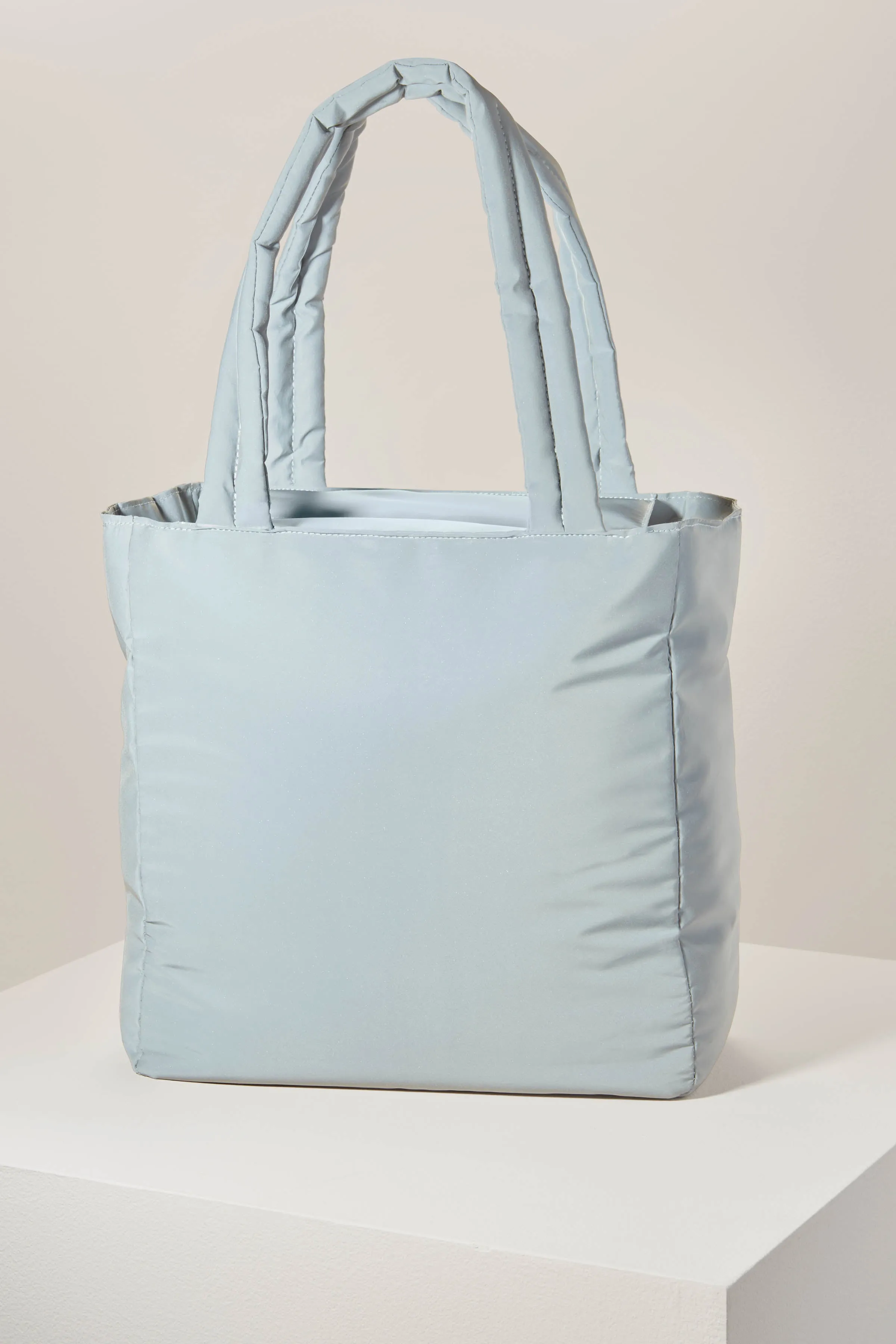 Crush it Convertible Tote sold by Stella & Dot product image thumbnail 5