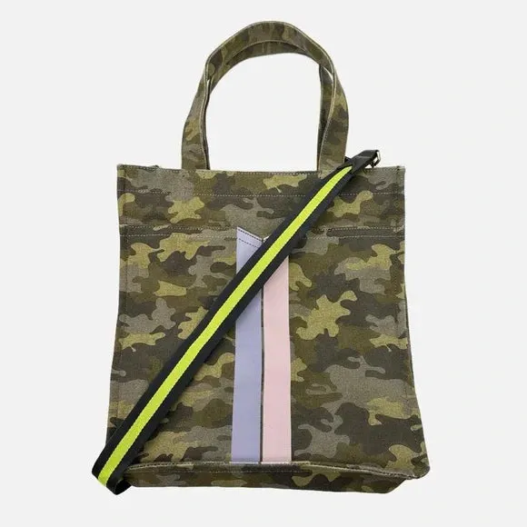 Game Changer Camo Tote sold by Stella & Dot product image thumbnail 2