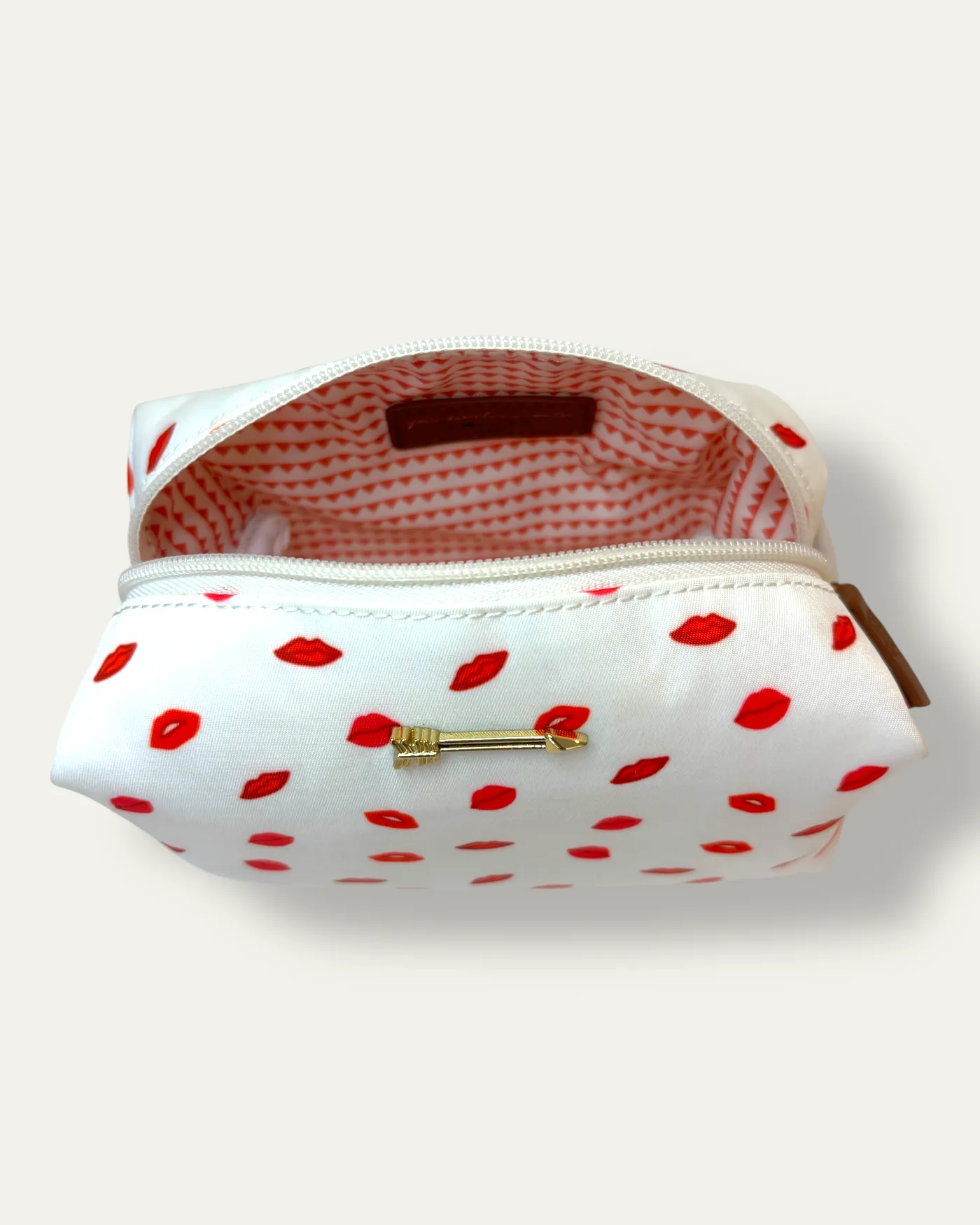 Kisses Pouf sold by Stella & Dot product image thumbnail 2