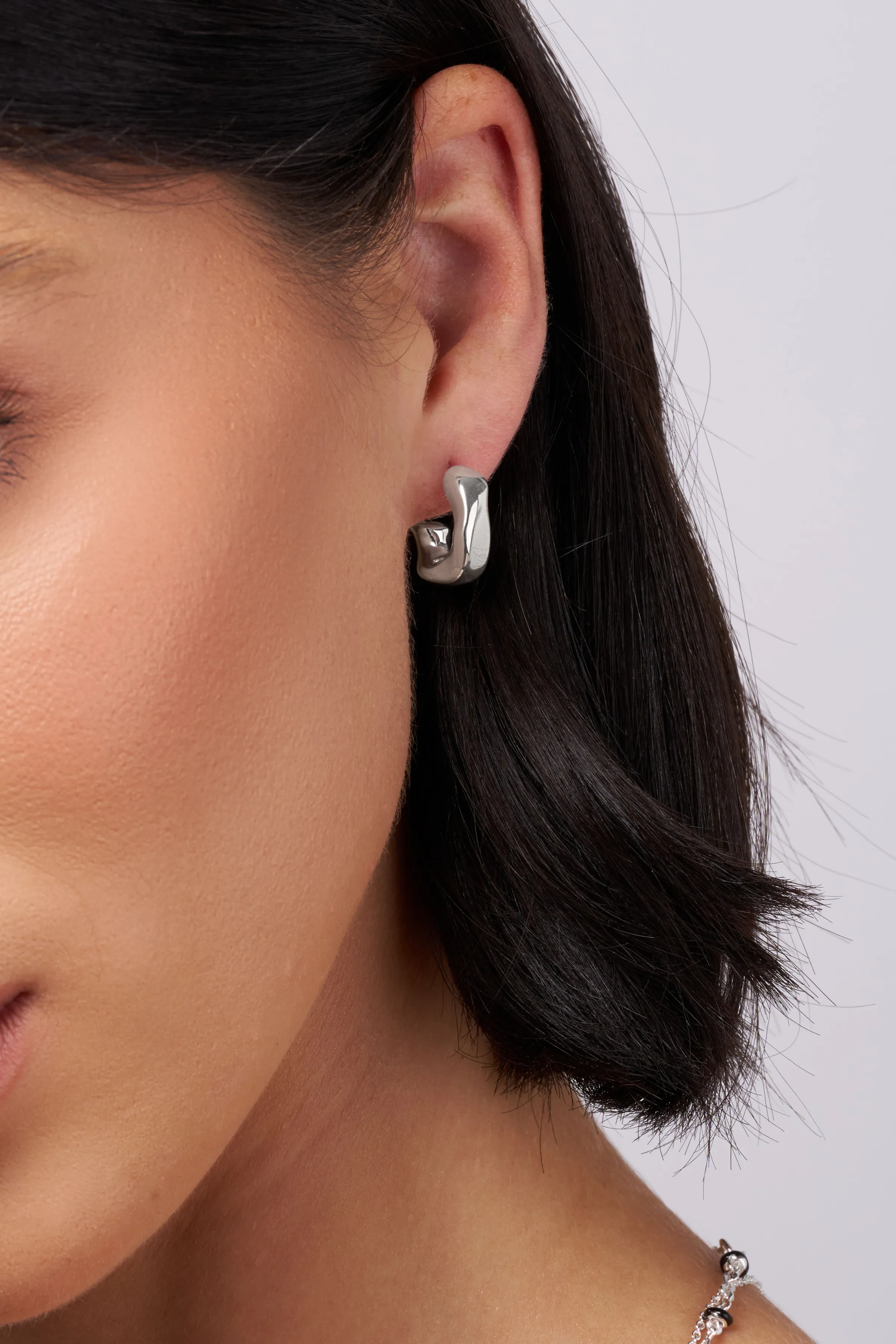 Molten Hoops sold by Stella & Dot product image thumbnail 4