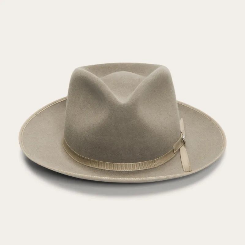 Stratoliner Fedora sold by Stetson