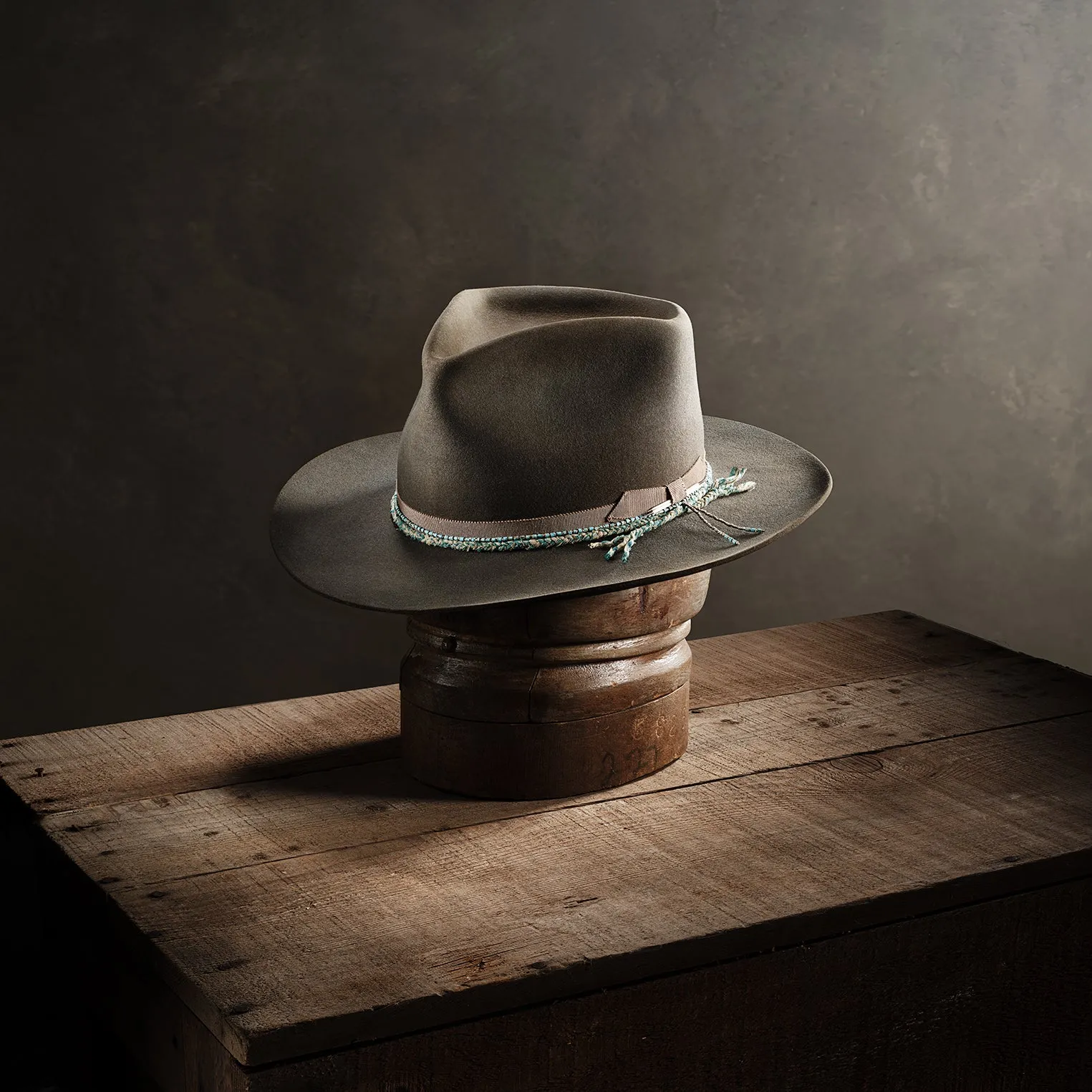 Collectors Crown - Size 7 ⅛ sold by Stetson