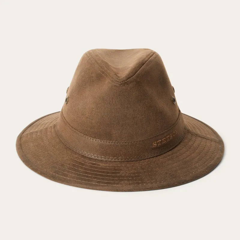 Stampton Traveller sold by Stetson