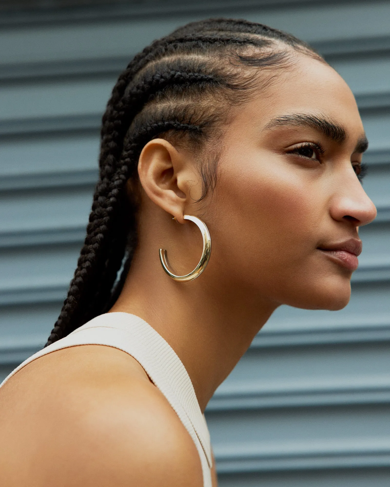 LARGE TWO TONE HOOP EARRINGS MULTI sold by Steve Madden product image thumbnail 3