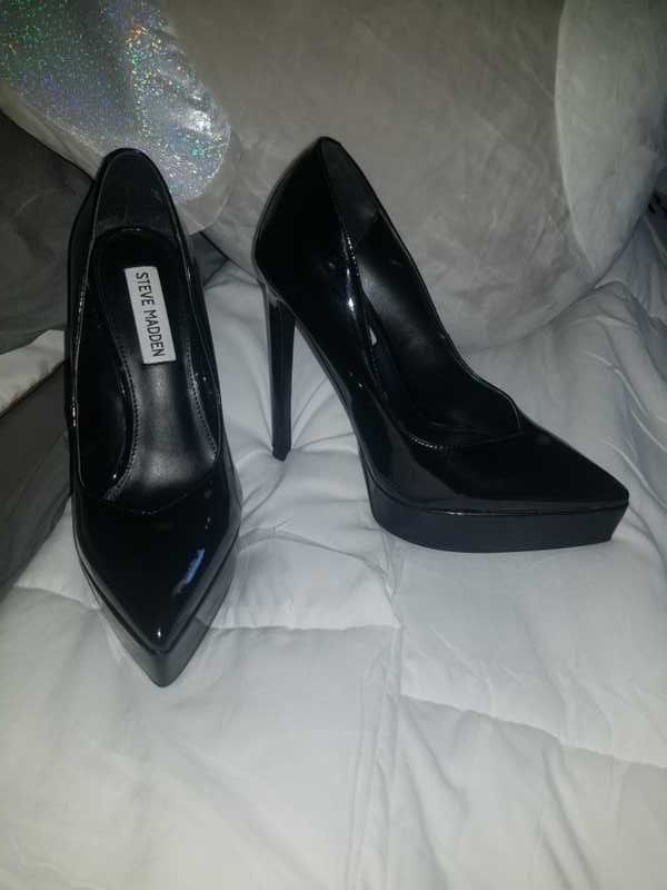 BLACK PLATFORM POINTED TOE HEEL - SM REBOOTED sold by Steve Madden product image thumbnail 2
