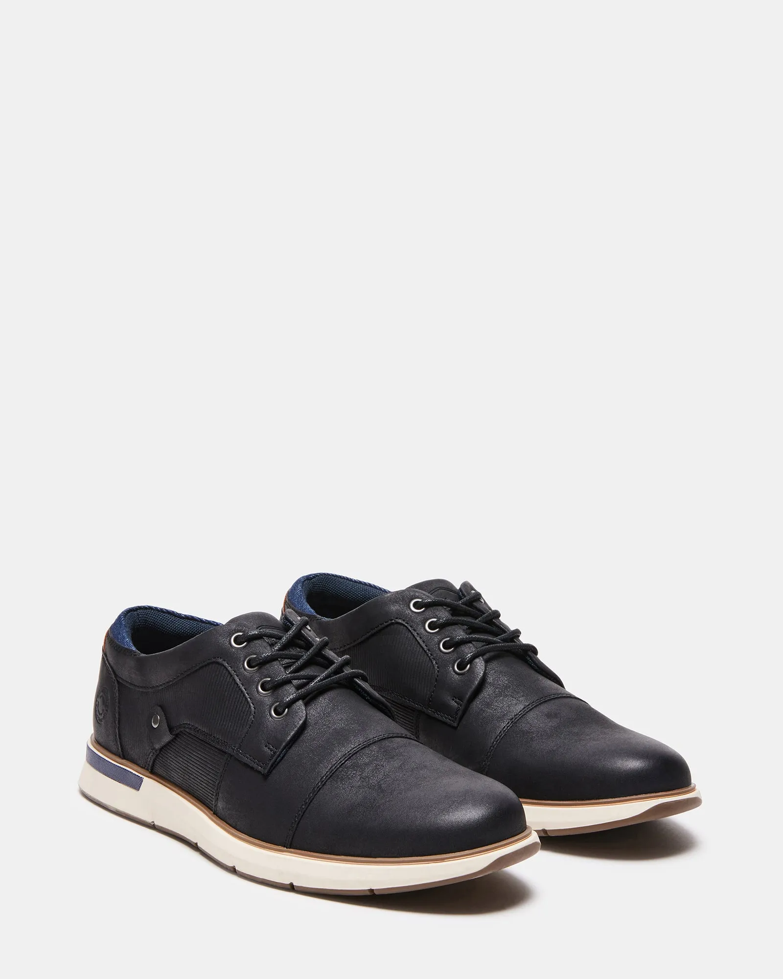 CUTLER BLACK sold by Steve Madden product image thumbnail 2