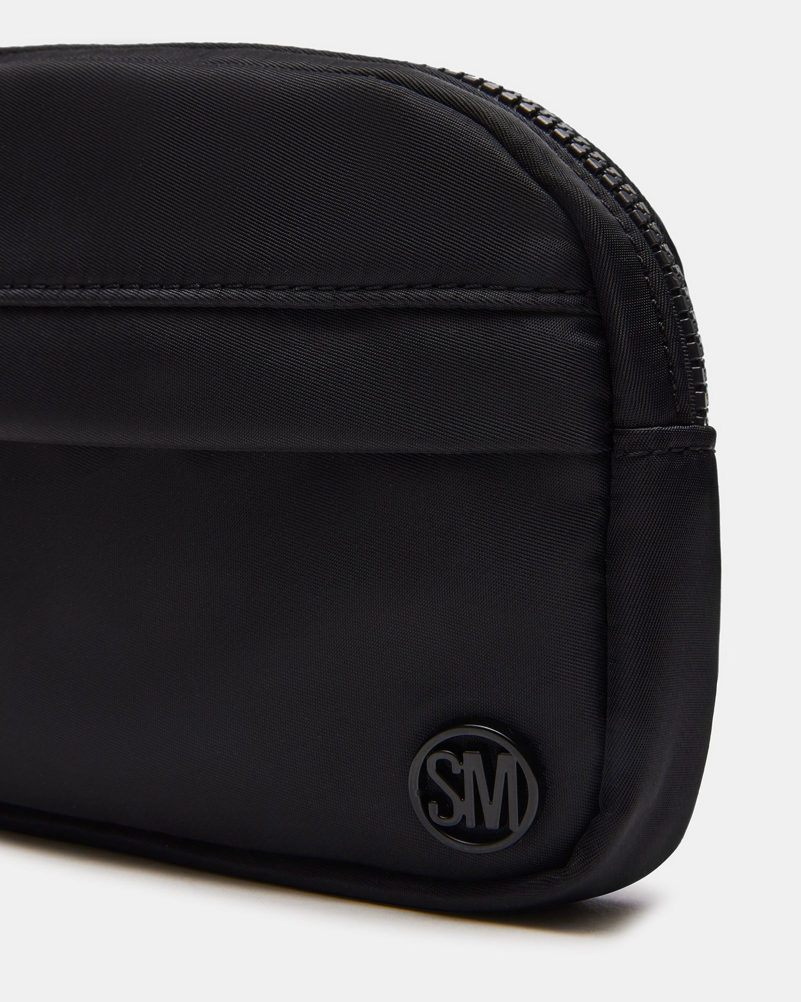 ACTIVATE BAG BLACK sold by Steve Madden product image thumbnail 3