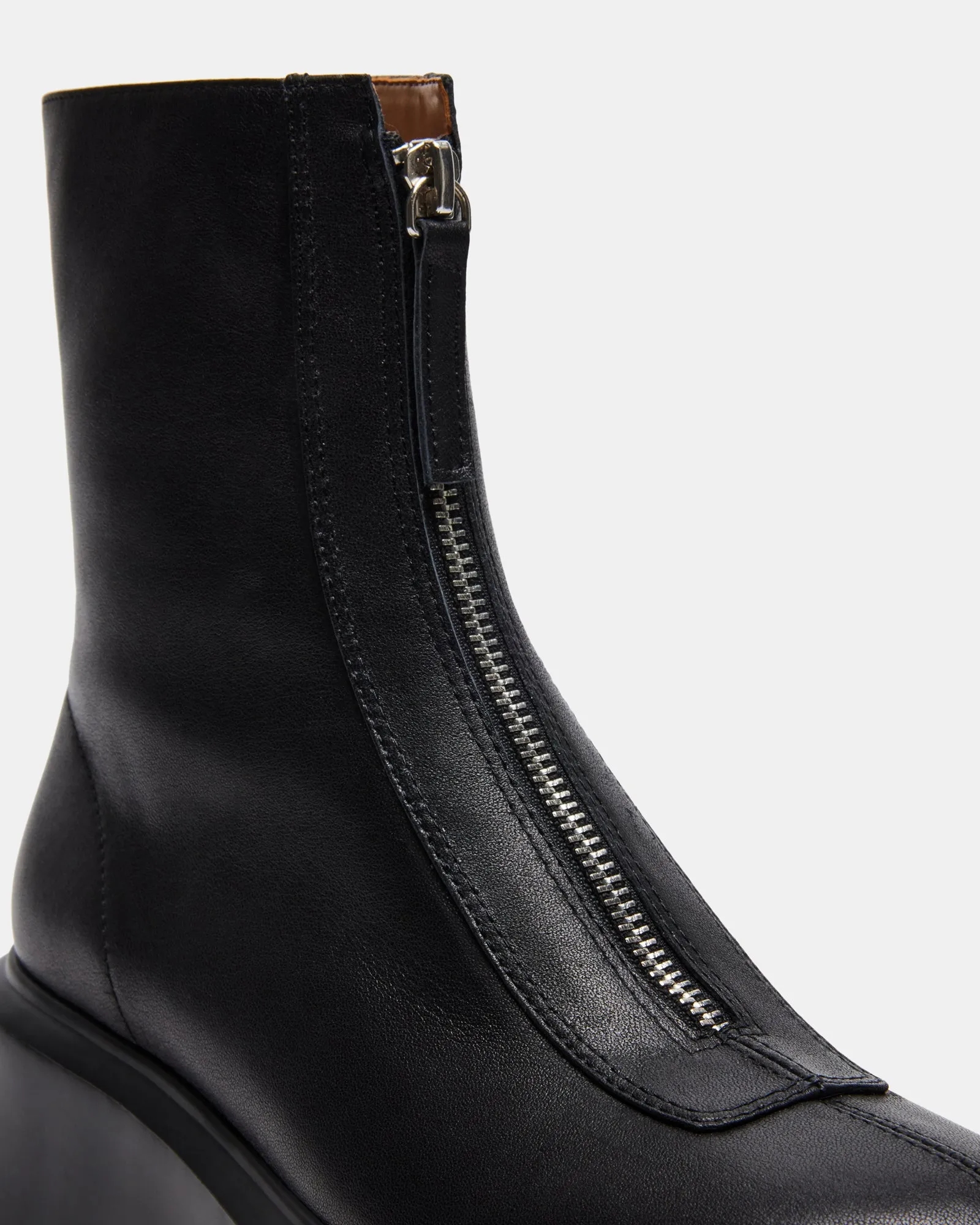 JONES BLACK LEATHER sold by Steve Madden product image thumbnail 4