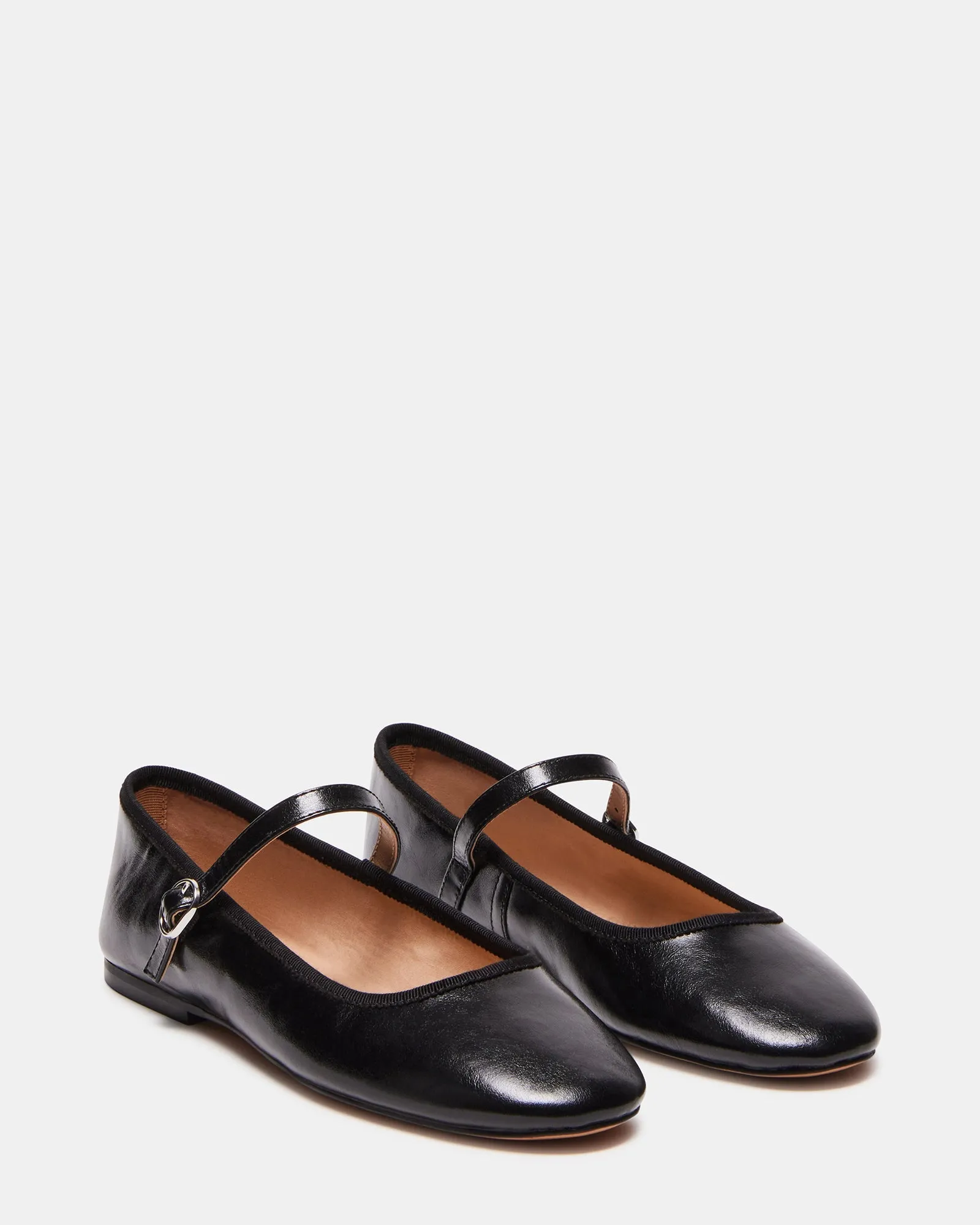 VINETTA BLACK LEATHER - SM REBOOTED sold by Steve Madden product image thumbnail 3