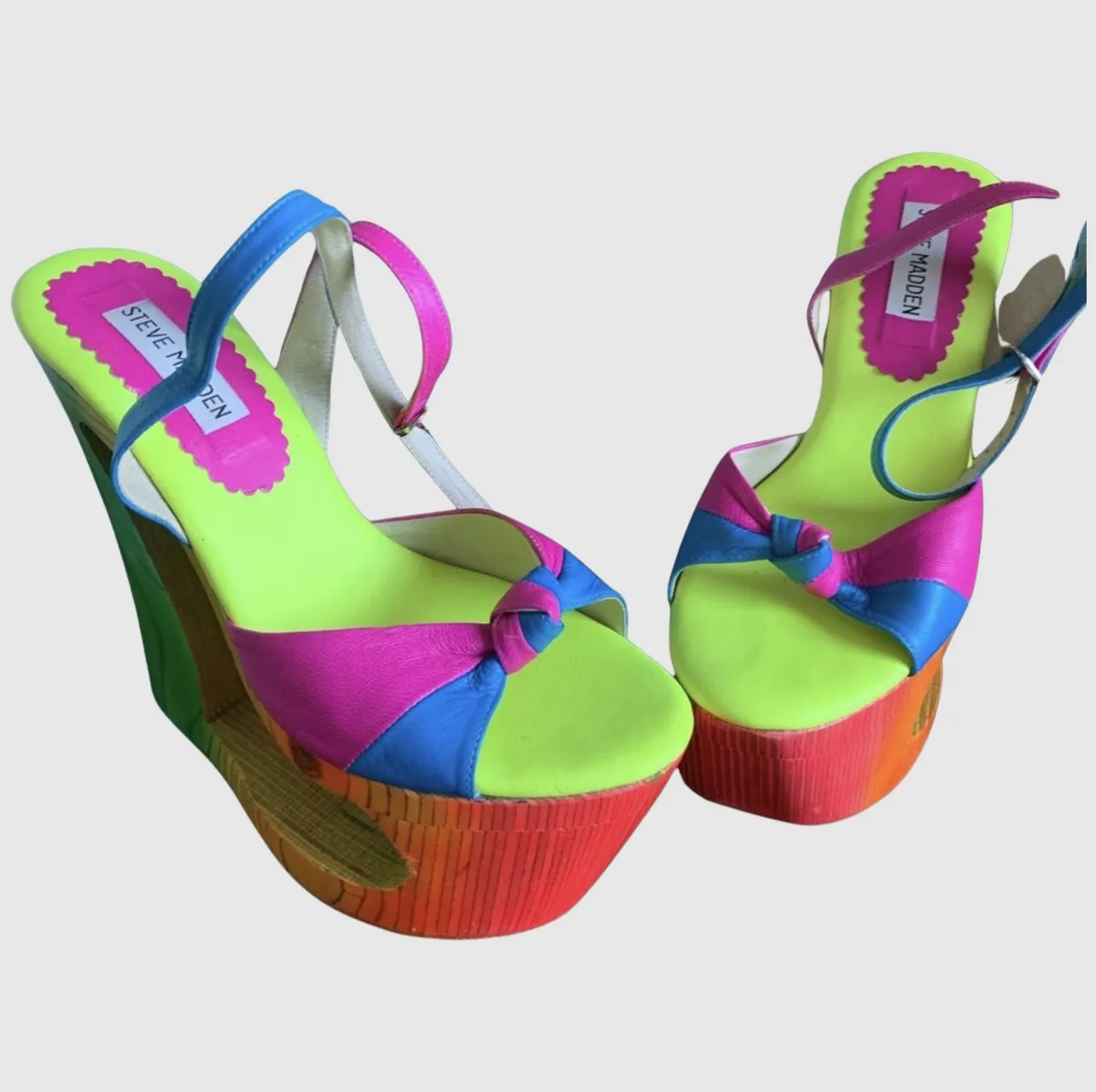 RETRO RAINBOW LEATHER PLATFORMS - SM REBOOTED sold by Steve Madden