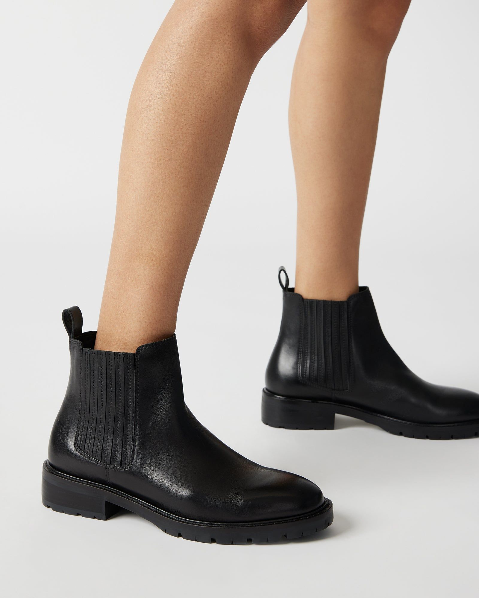 LEONARD BLACK LEATHER sold by Steve Madden product image thumbnail 2