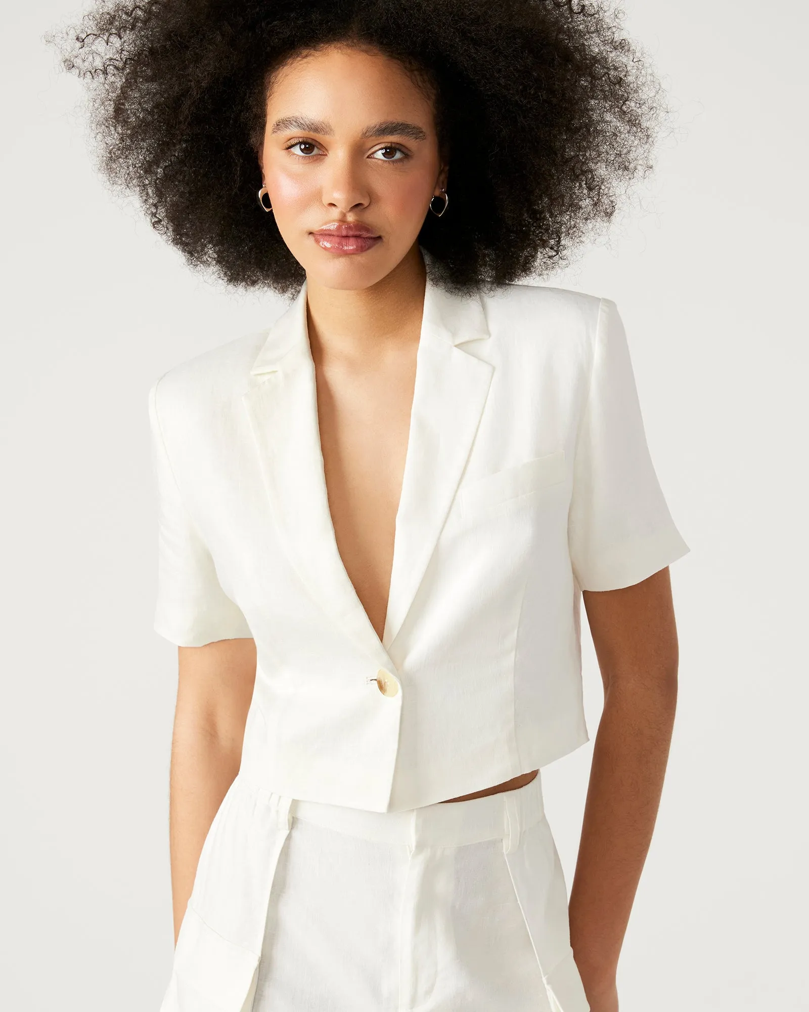 FAYETTE BLAZER WHITE sold by Steve Madden