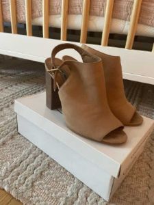 CLAARA HEEL IN TAN - SM REBOOTED sold by Steve Madden