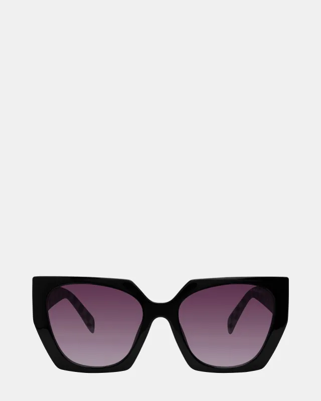 GRAE SUNGLASSES BLACK MULTI sold by Steve Madden