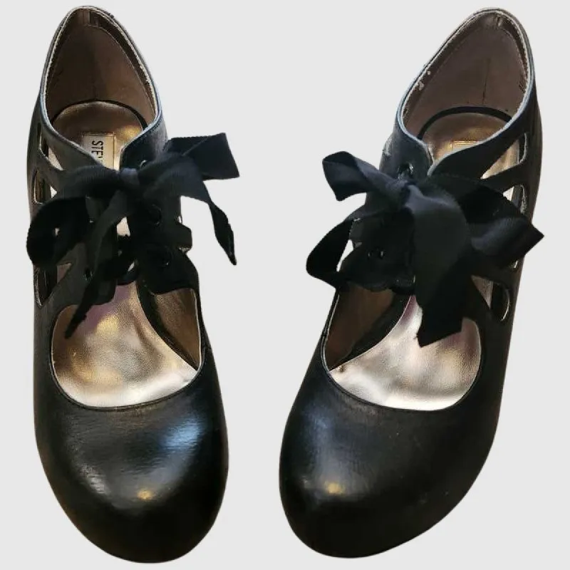 MISSY PUMPS - SM REBOOTED sold by Steve Madden