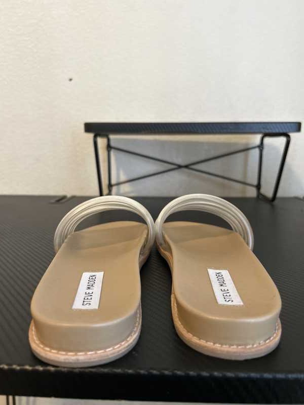 DRIPS CLEAR - SM REBOOTED sold by Steve Madden product image thumbnail 4