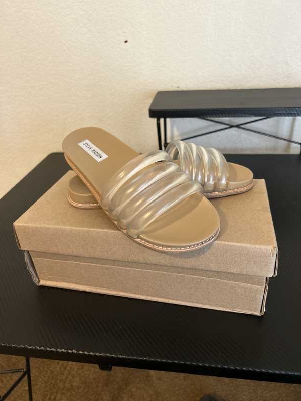 DRIPS CLEAR - SM REBOOTED sold by Steve Madden product image thumbnail 2