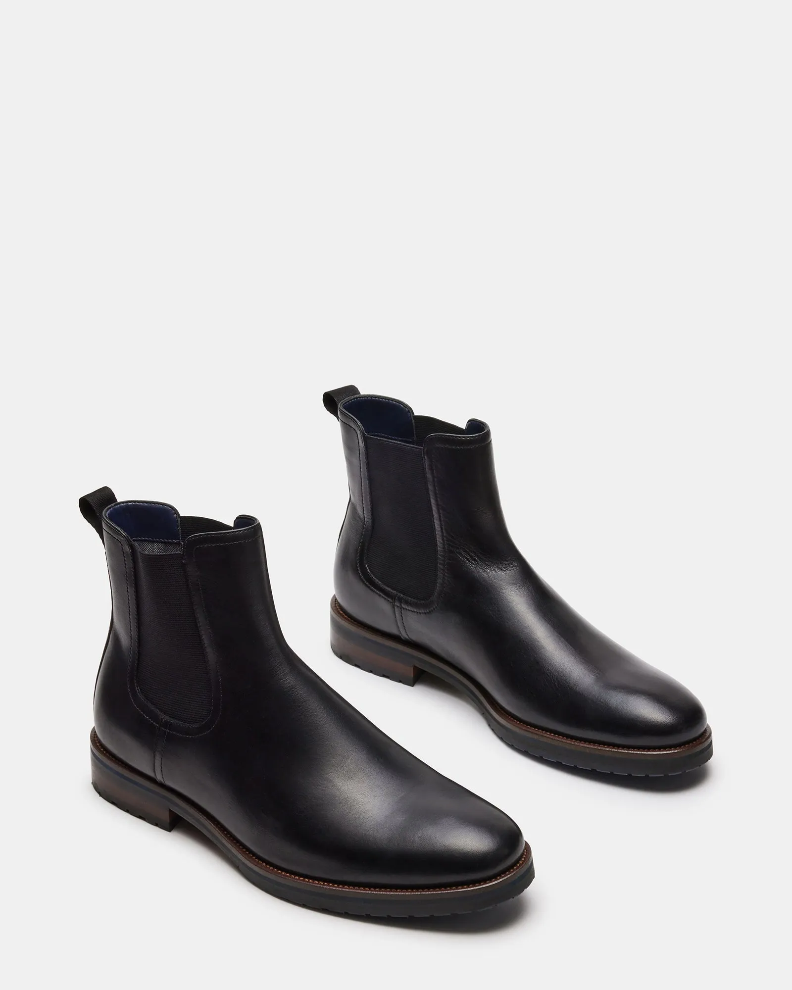 SYRE BLACK LEATHER sold by Steve Madden product image thumbnail 2