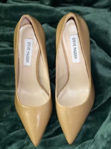 VALA CAMEL PATENT - SM REBOOTED sold by Steve Madden