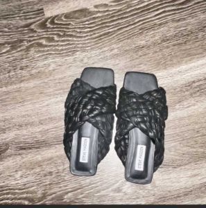 MARINA BLACK - SM REBOOTED sold by Steve Madden