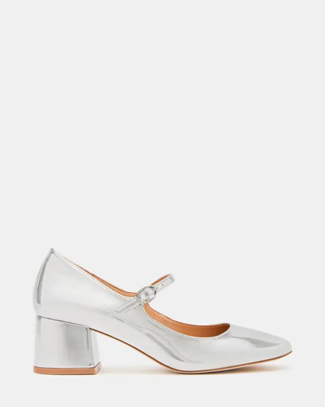 HAWKE SILVER sold by Steve Madden