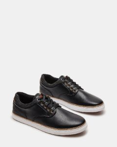 GULLY BLACK sold by Steve Madden