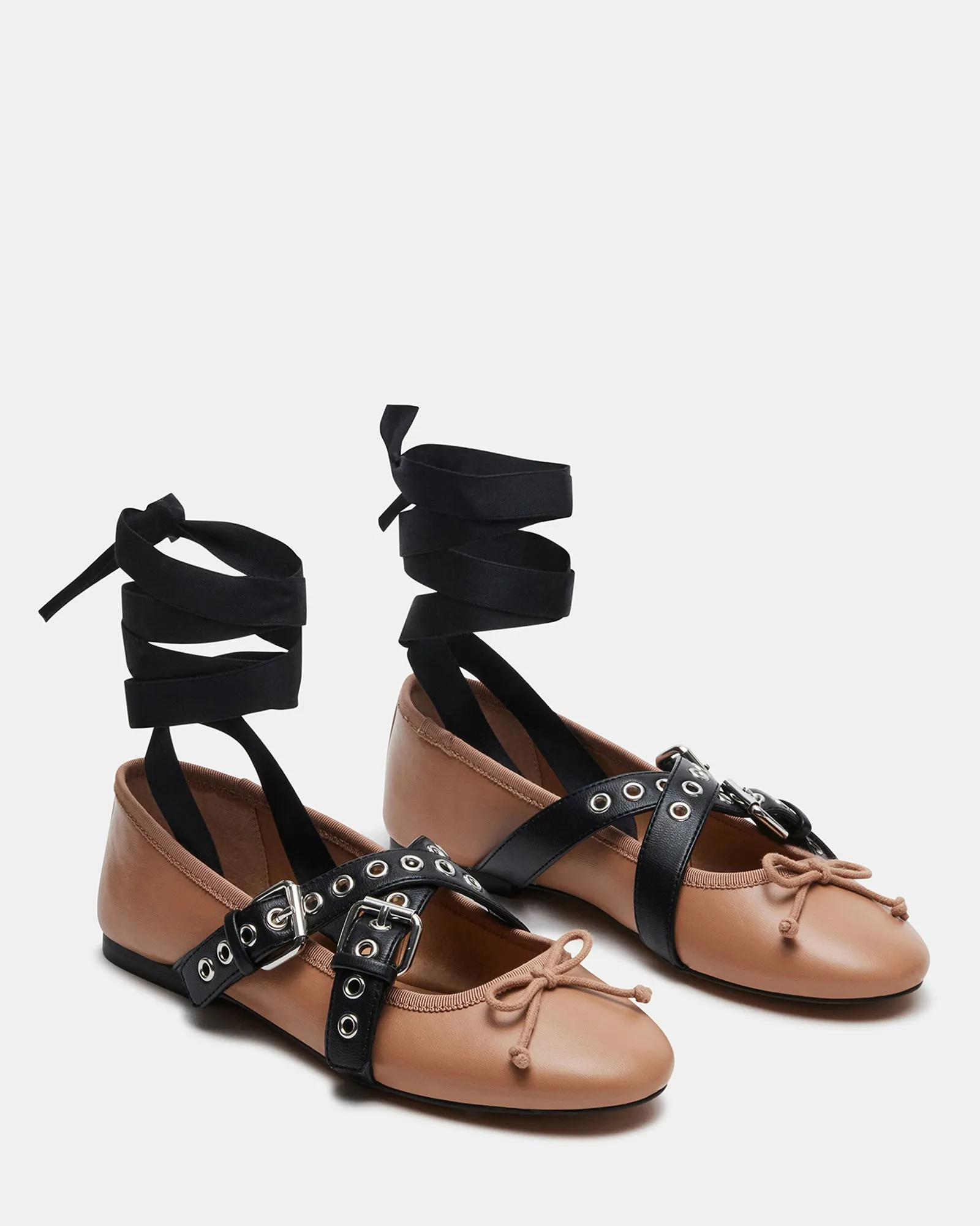 BAYLEN NATURAL sold by Steve Madden product image thumbnail 3