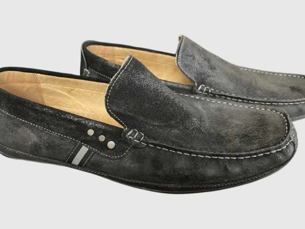 VYRALL BLACK SUEDE - SM REBOOTED sold by Steve Madden