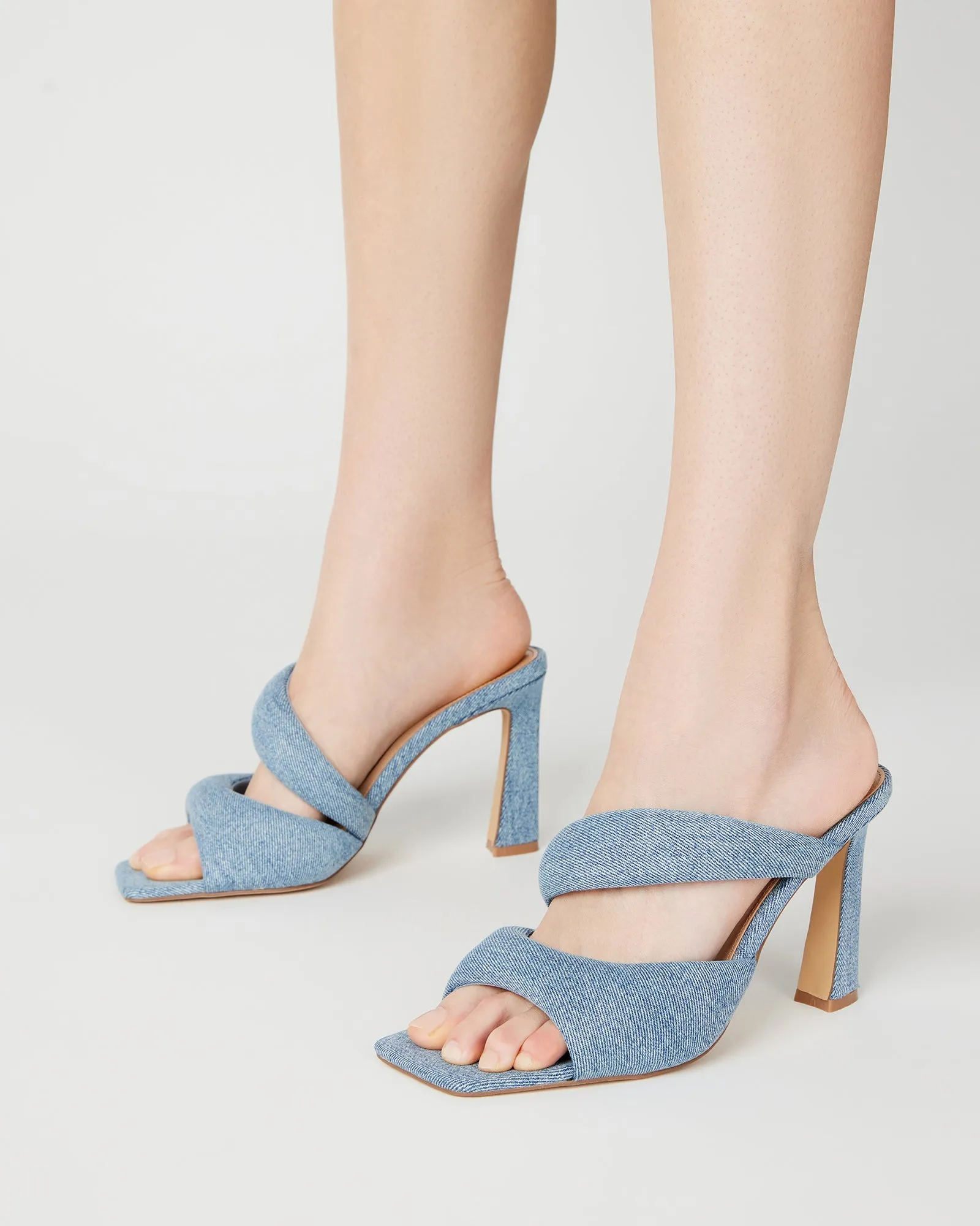 KLOSS DENIM FABRIC sold by Steve Madden product image thumbnail 2
